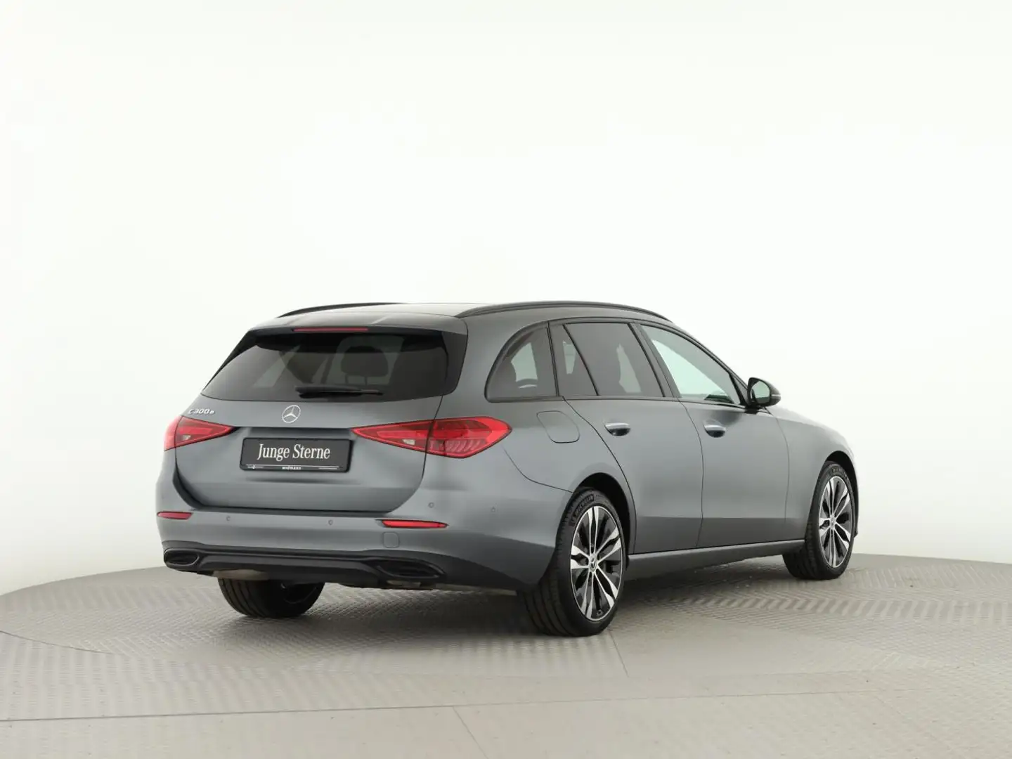 Mercedes-Benz C 300 e T *Avantgarde*Distronic*HUD*Navi*el.Heck Grau - 2