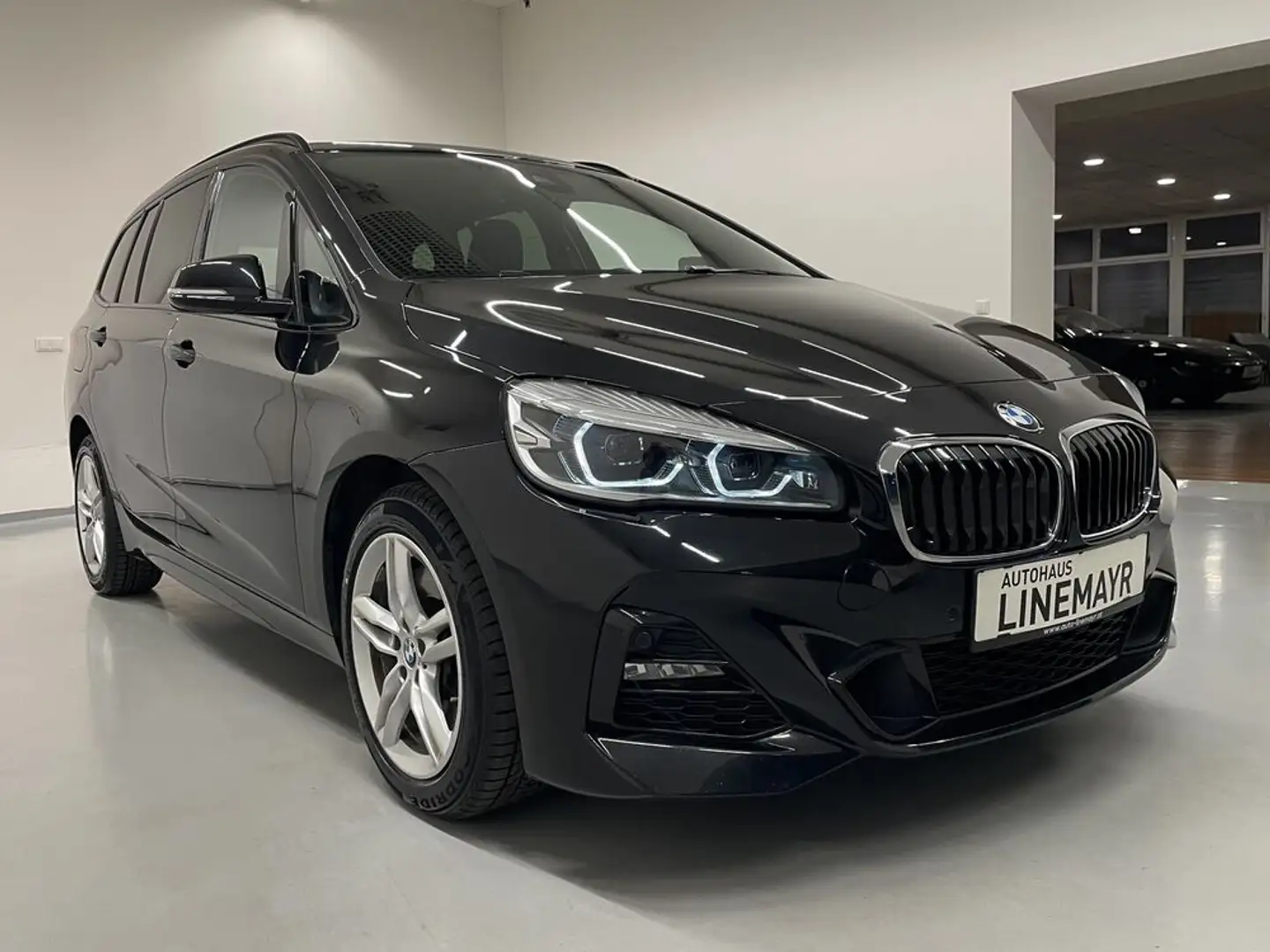 BMW 220 d xDrive Gran Tourer M Sportpaket, 7 Sitze Schwarz - 2