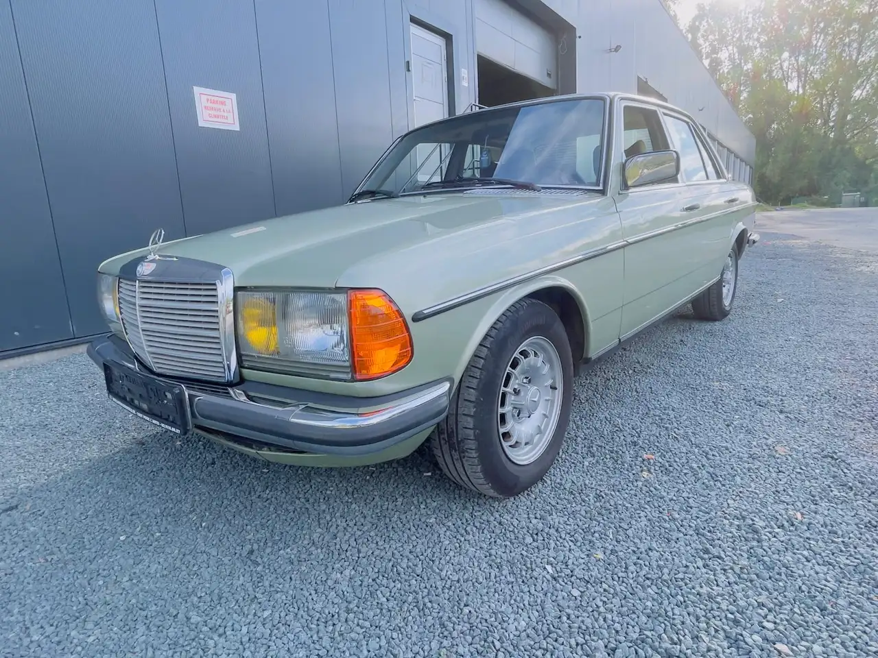 Mercedes-Benz E 280