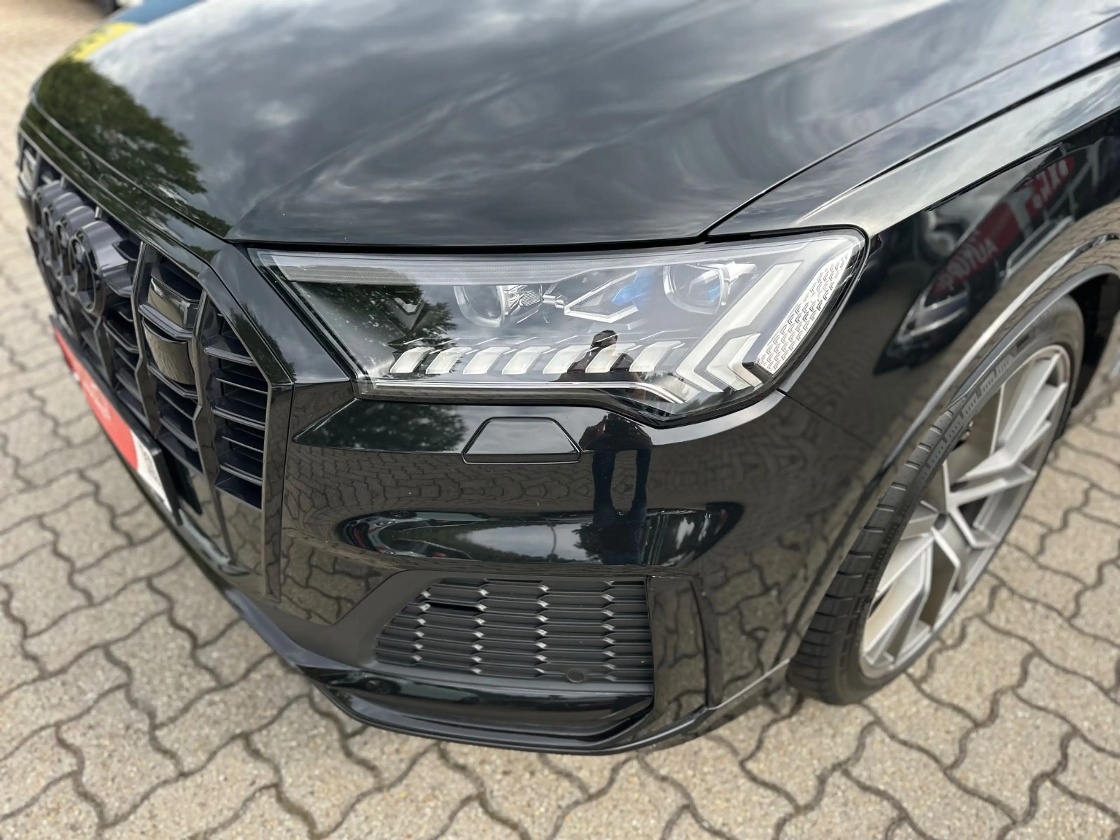 Audi Q7 50 TDI S-line HUD Pano Luft 360°AHK 22"Matrix — photo 10