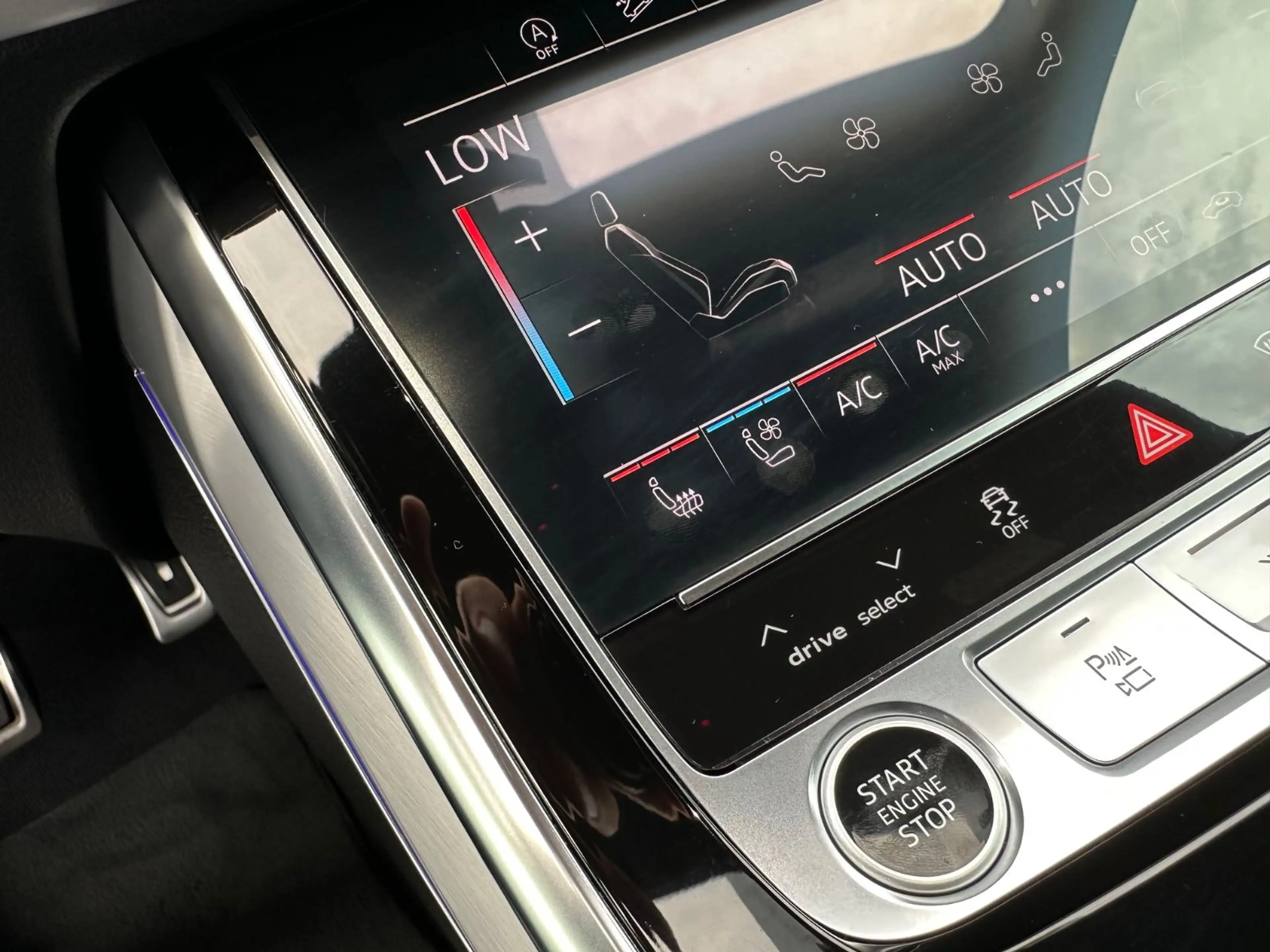 Audi Q7 50 TDI S-line HUD Pano Luft 360°AHK 22"Matrix — photo 29
