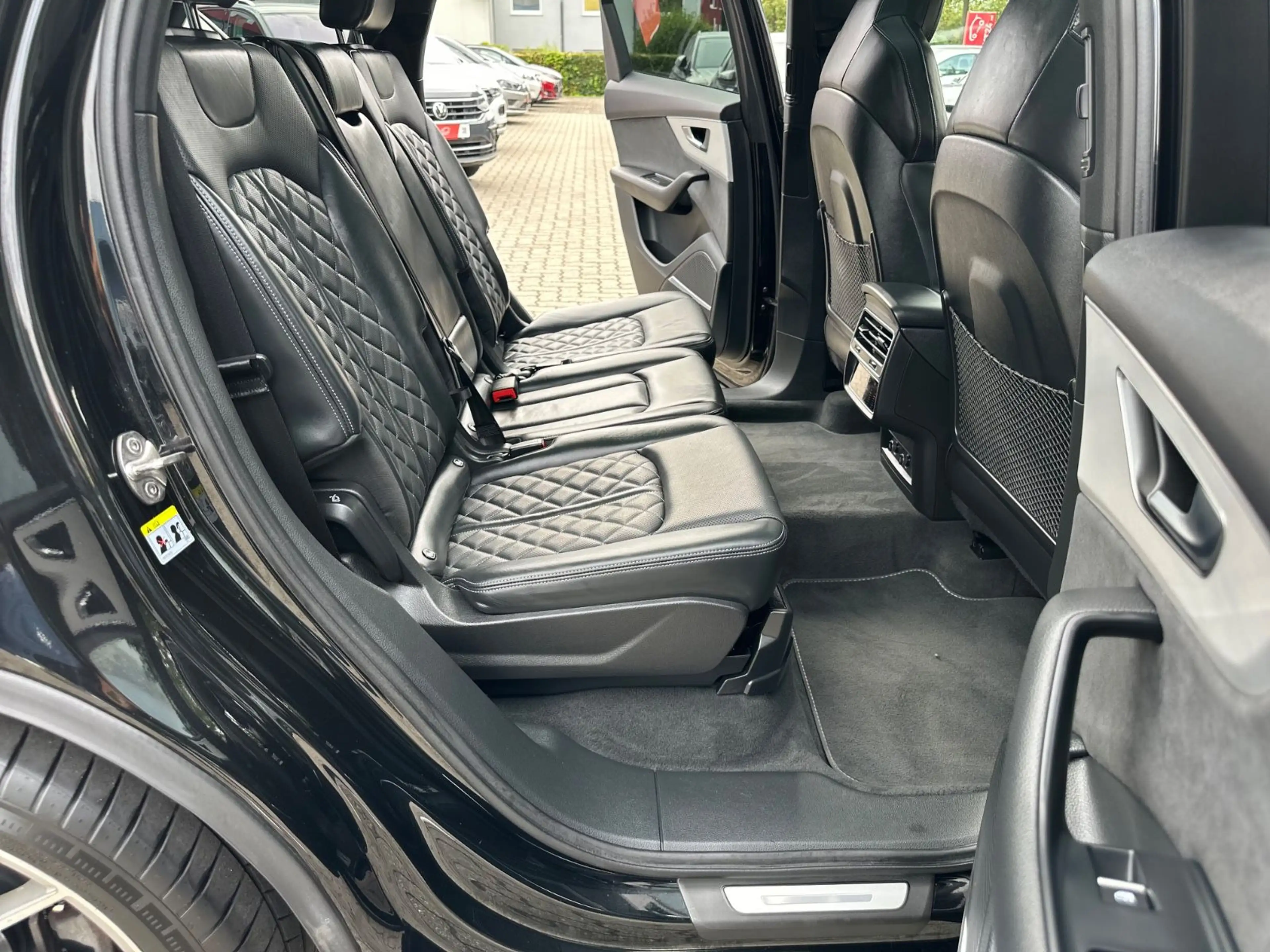 Audi Q7 50 TDI S-line HUD Pano Luft 360°AHK 22"Matrix — photo 16