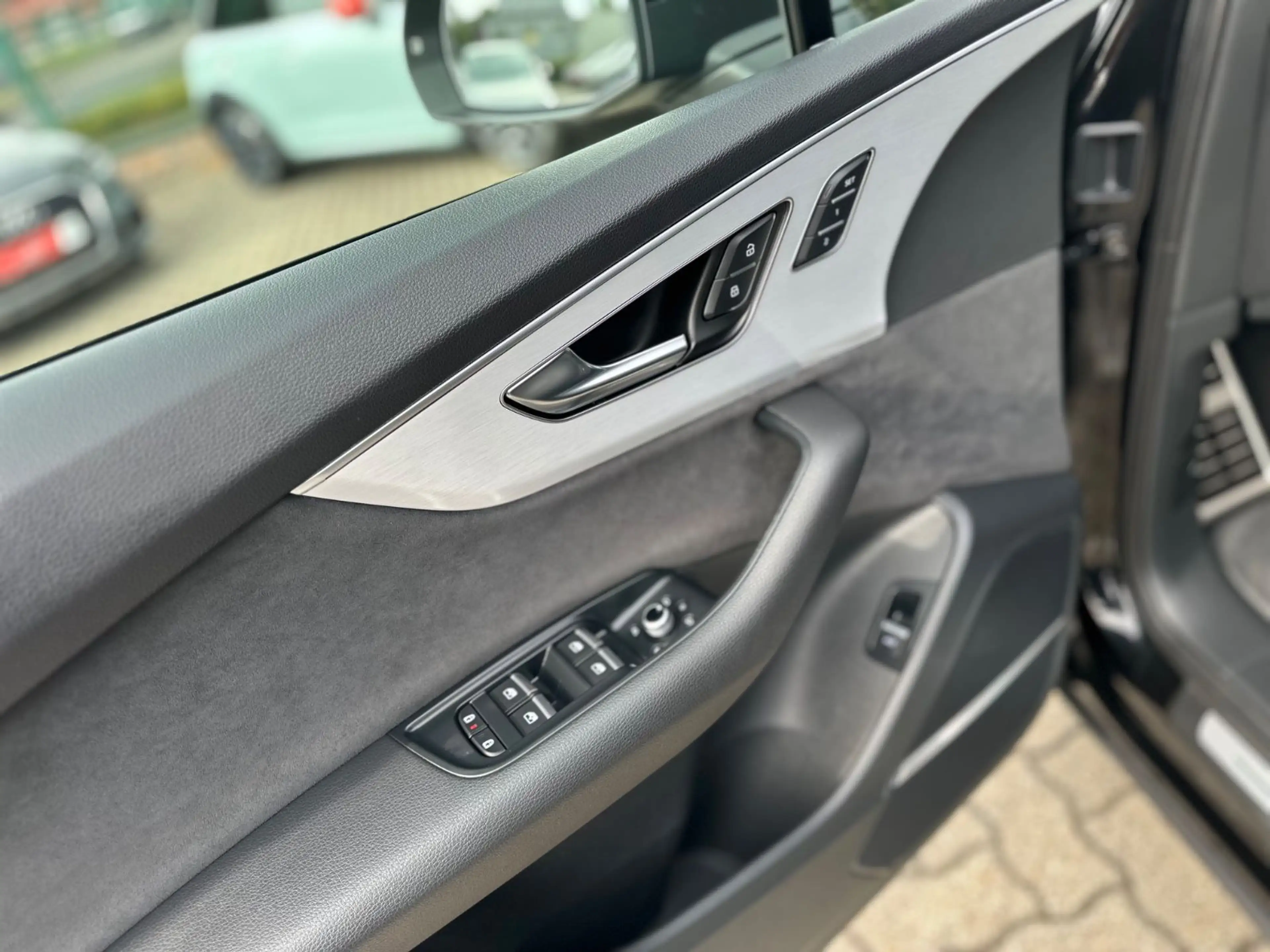 Audi Q7 50 TDI S-line HUD Pano Luft 360°AHK 22"Matrix — photo 28