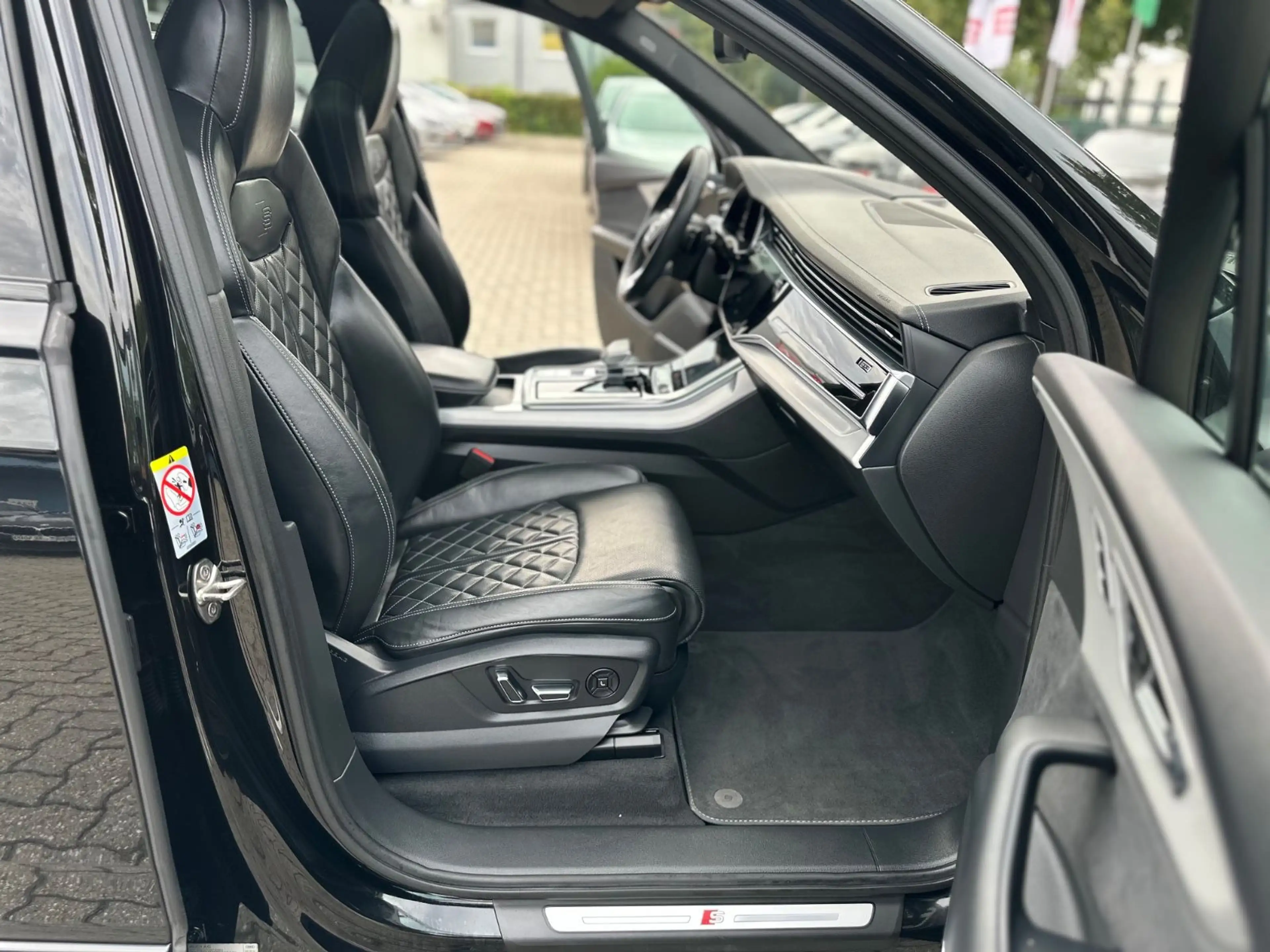 Audi Q7 50 TDI S-line HUD Pano Luft 360°AHK 22"Matrix — photo 14