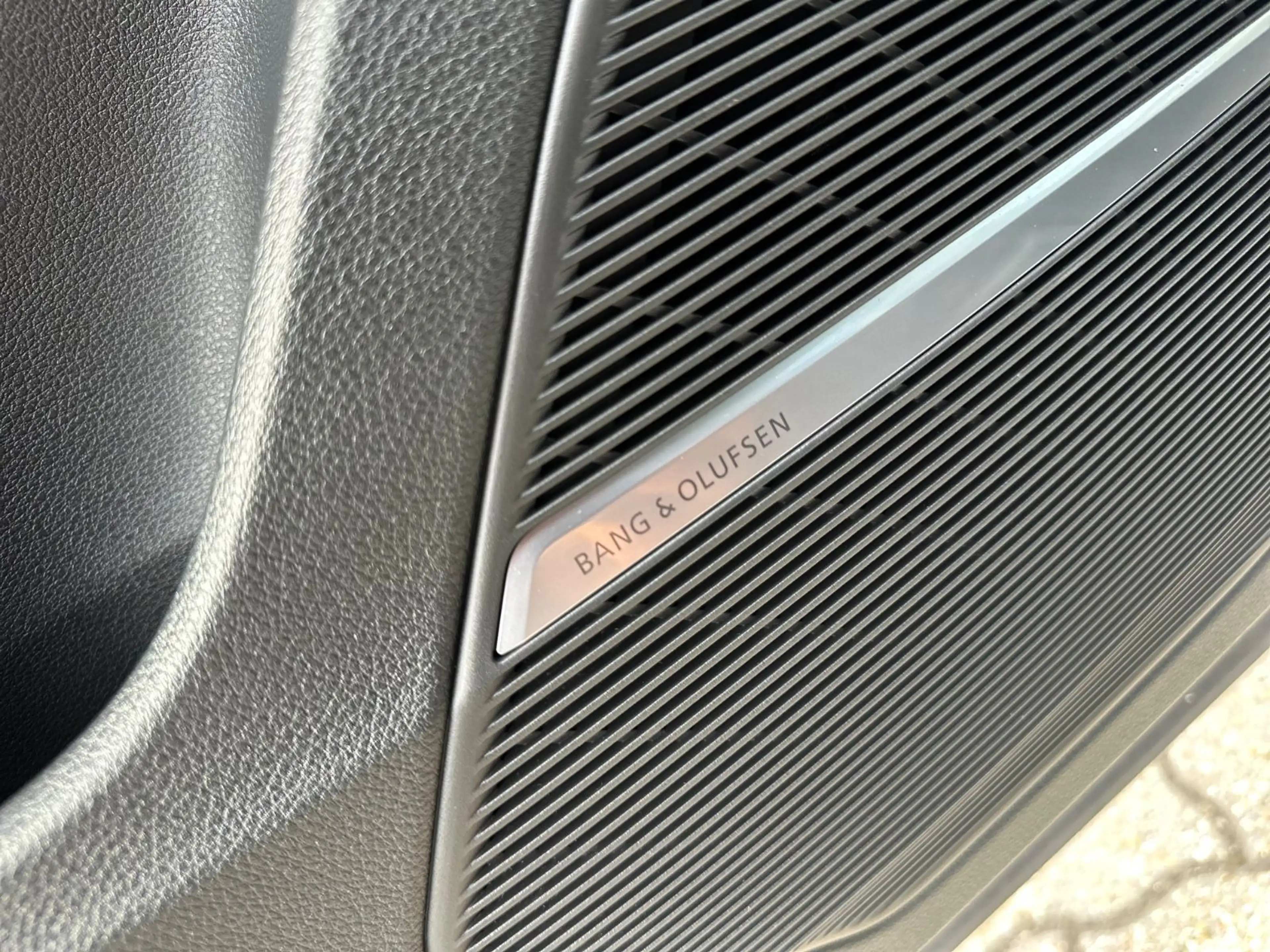 Audi Q7 50 TDI S-line HUD Pano Luft 360°AHK 22"Matrix — photo 30