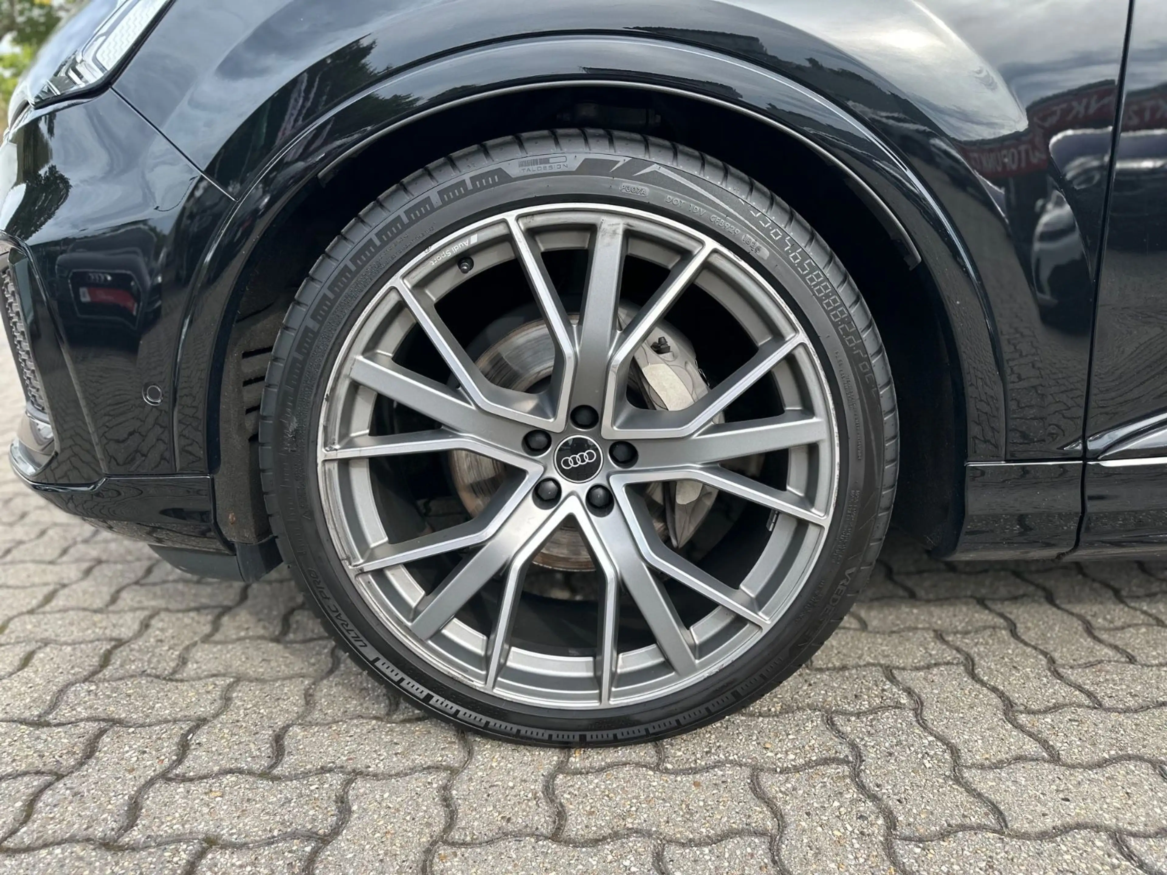 Audi Q7 50 TDI S-line HUD Pano Luft 360°AHK 22"Matrix — photo 8