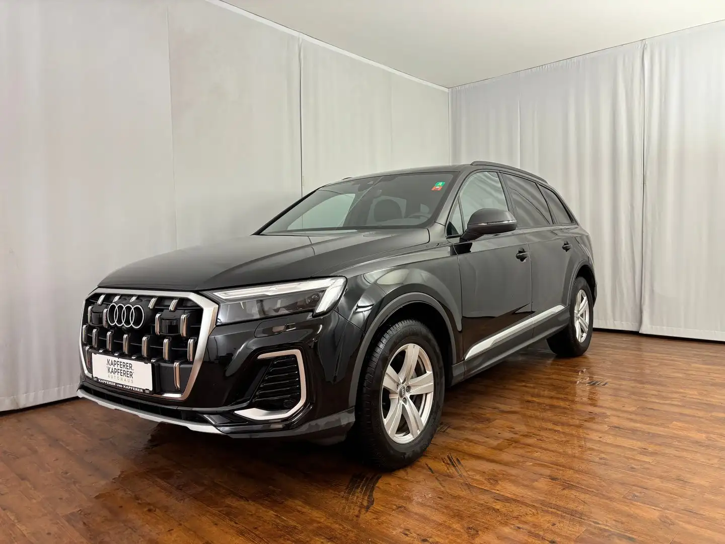Audi Q7 50 TDI quattro Schwarz - 1