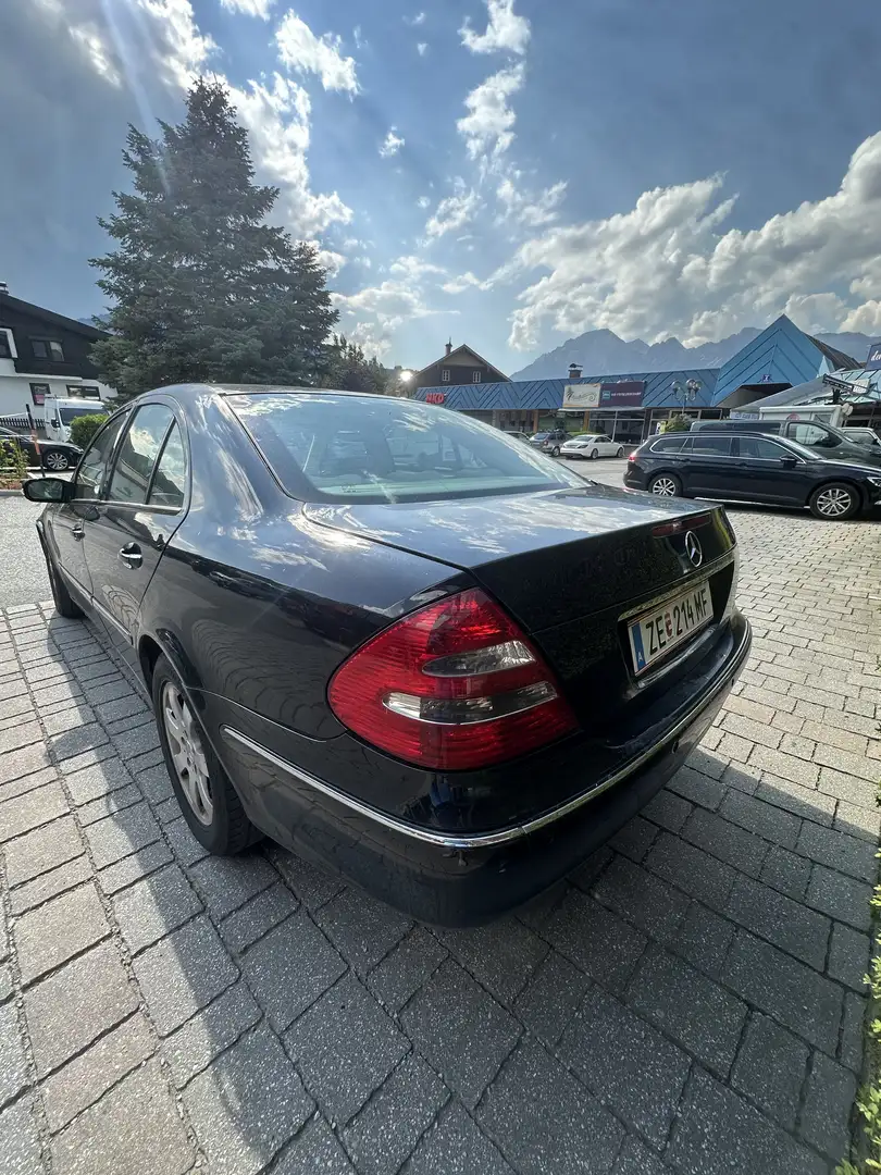 Mercedes-Benz E 220 Elegance CDI - 2