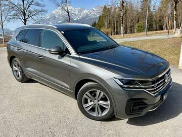 R-Line Touareg 4Motion V6 TDI SCR