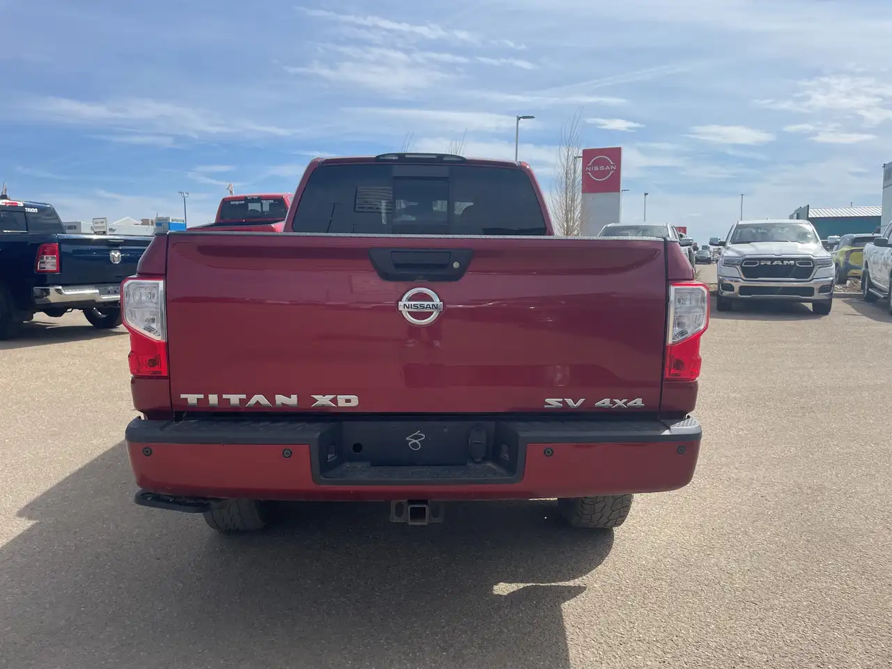 Nissan Titan снимка Nissan Titan