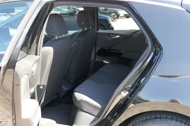 Volkswagen Id.3 view 15