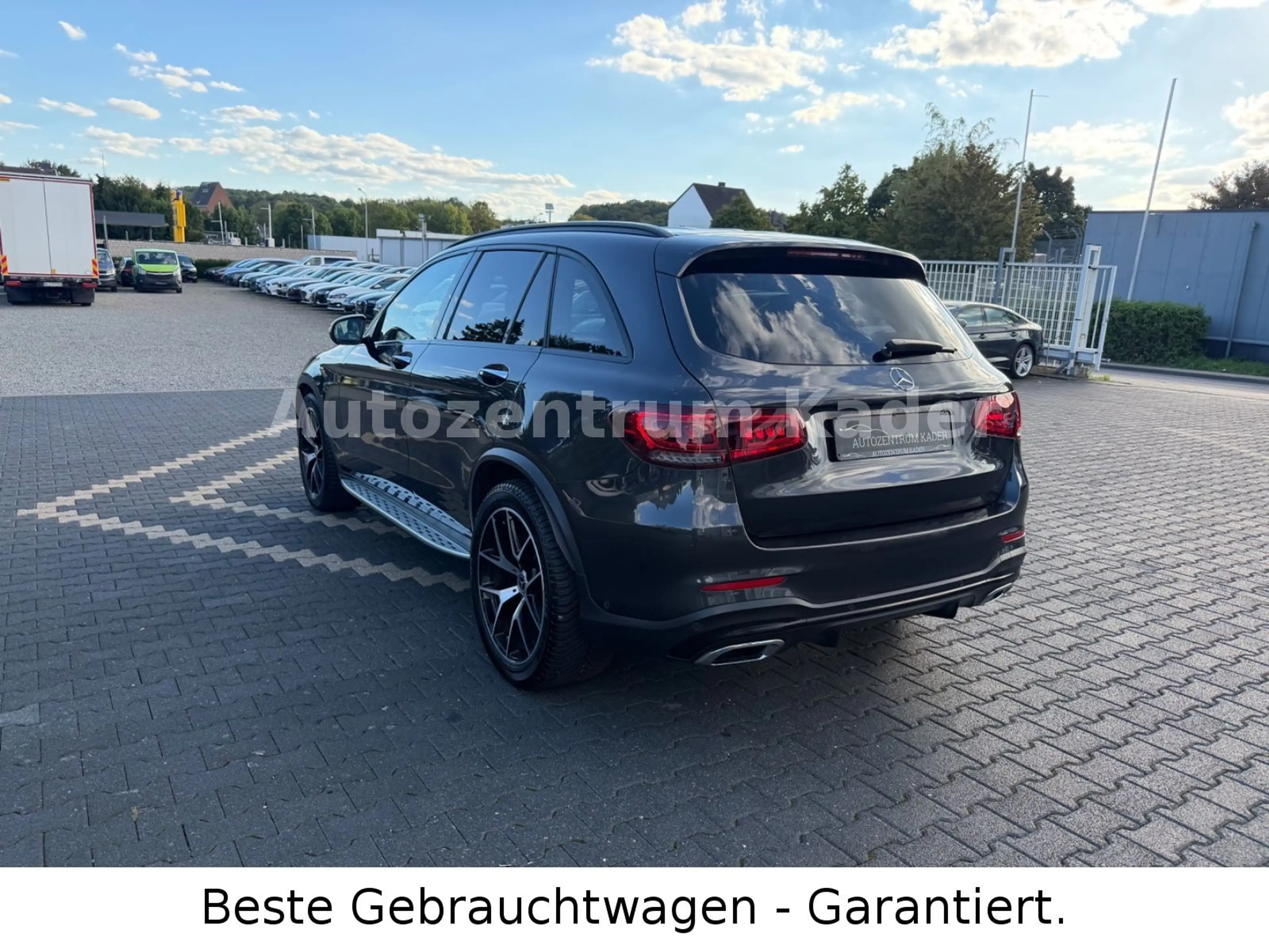Mercedes-Benz GLC 400 d 4Matic*Pano*AHK*AMG Line*DESIGNO*Stand — photo 9