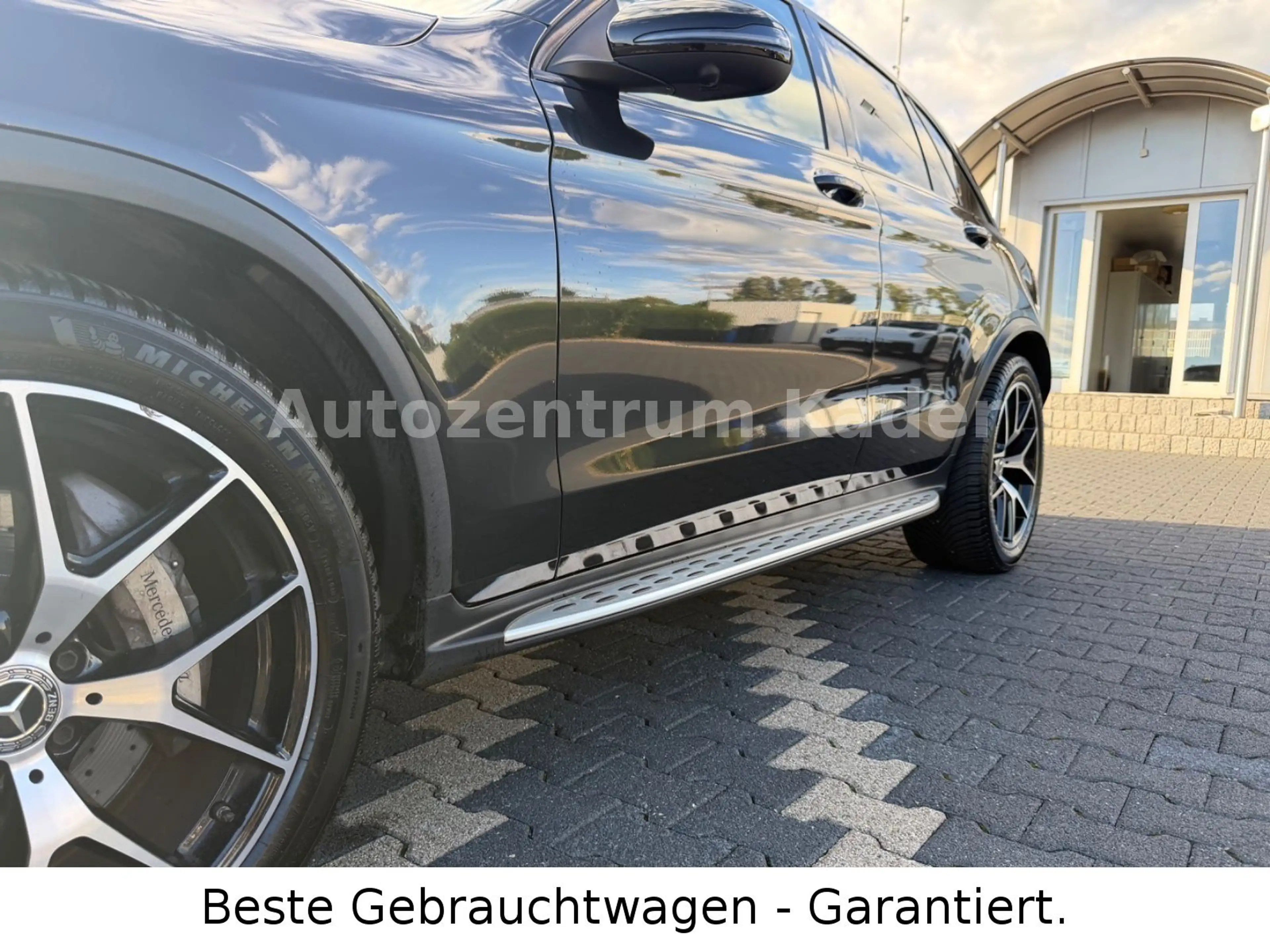Mercedes-Benz GLC 400 d 4Matic*Pano*AHK*AMG Line*DESIGNO*Stand — photo 6