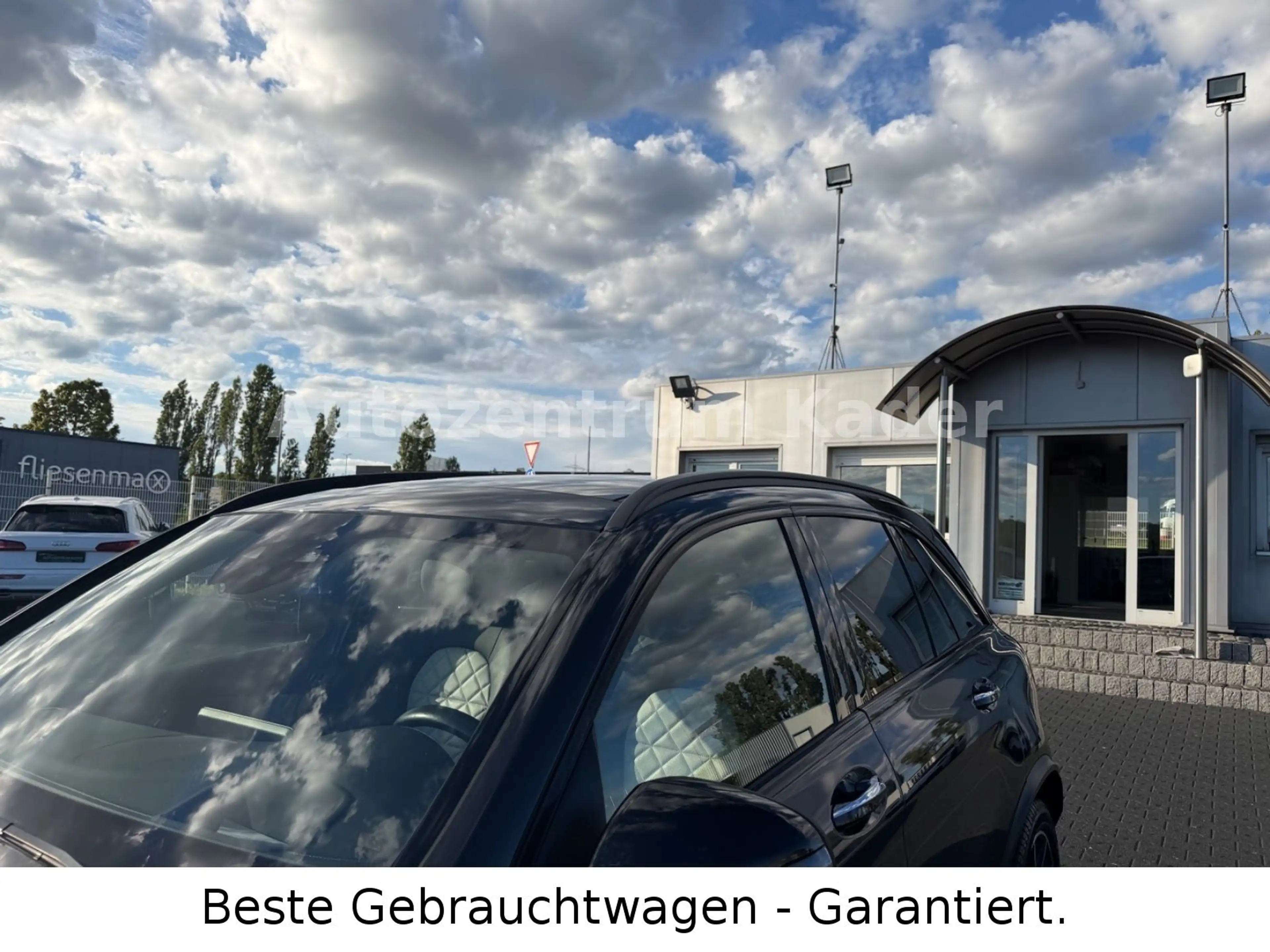 Mercedes-Benz GLC 400 d 4Matic*Pano*AHK*AMG Line*DESIGNO*Stand — photo 5
