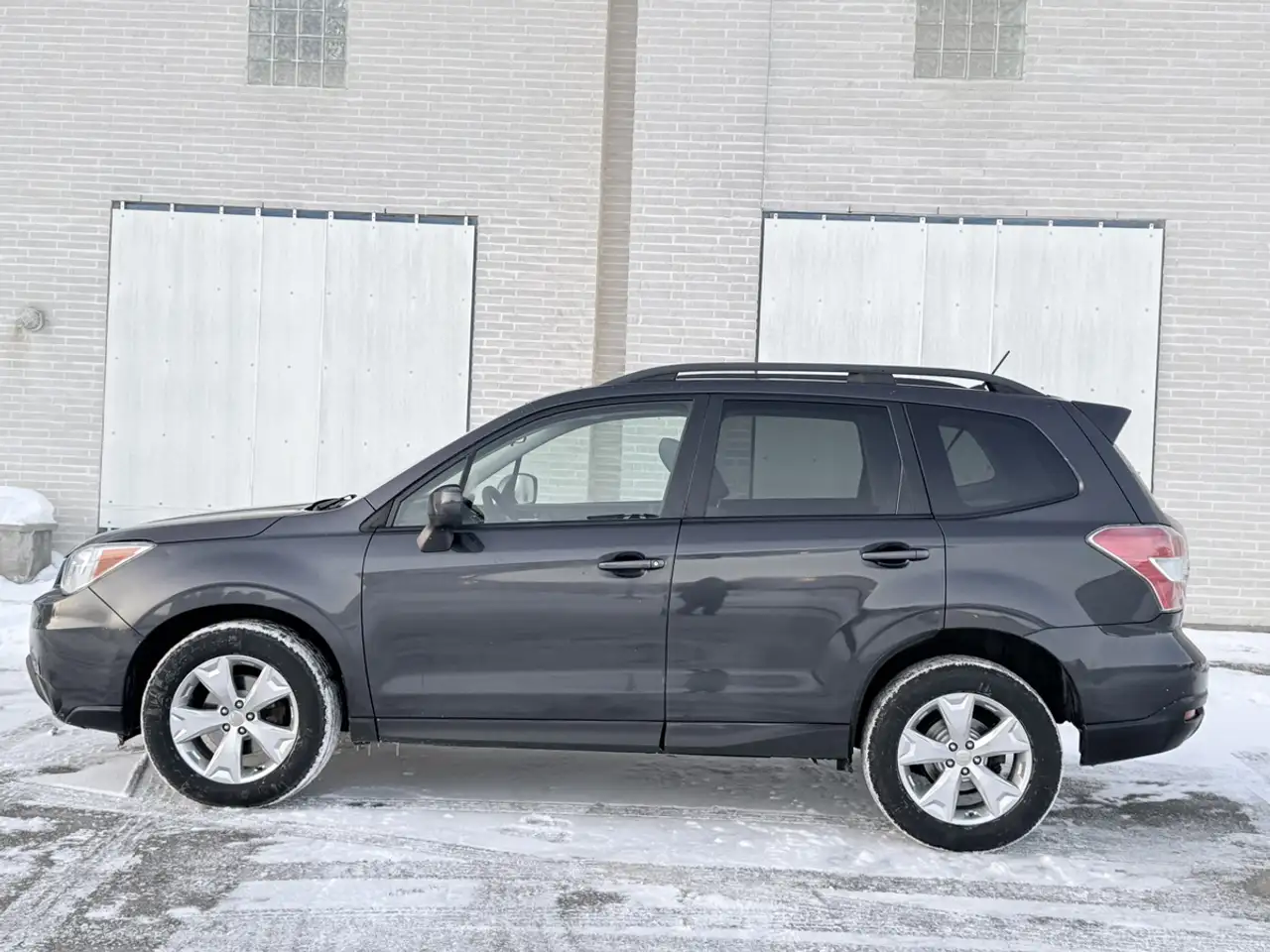 Subaru Forester снимка Subaru Forester