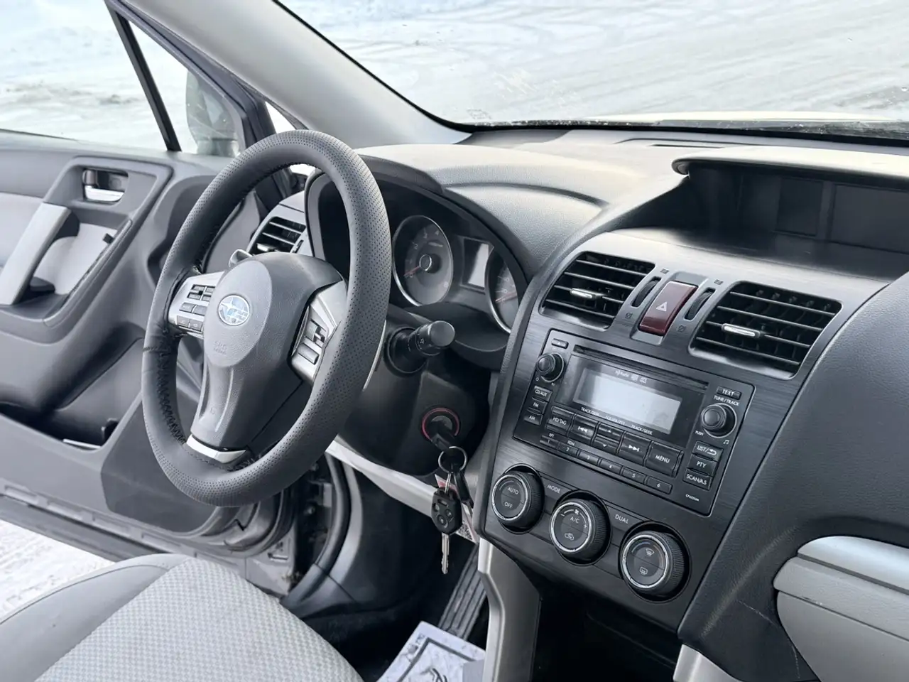 Subaru Forester снимка Subaru Forester