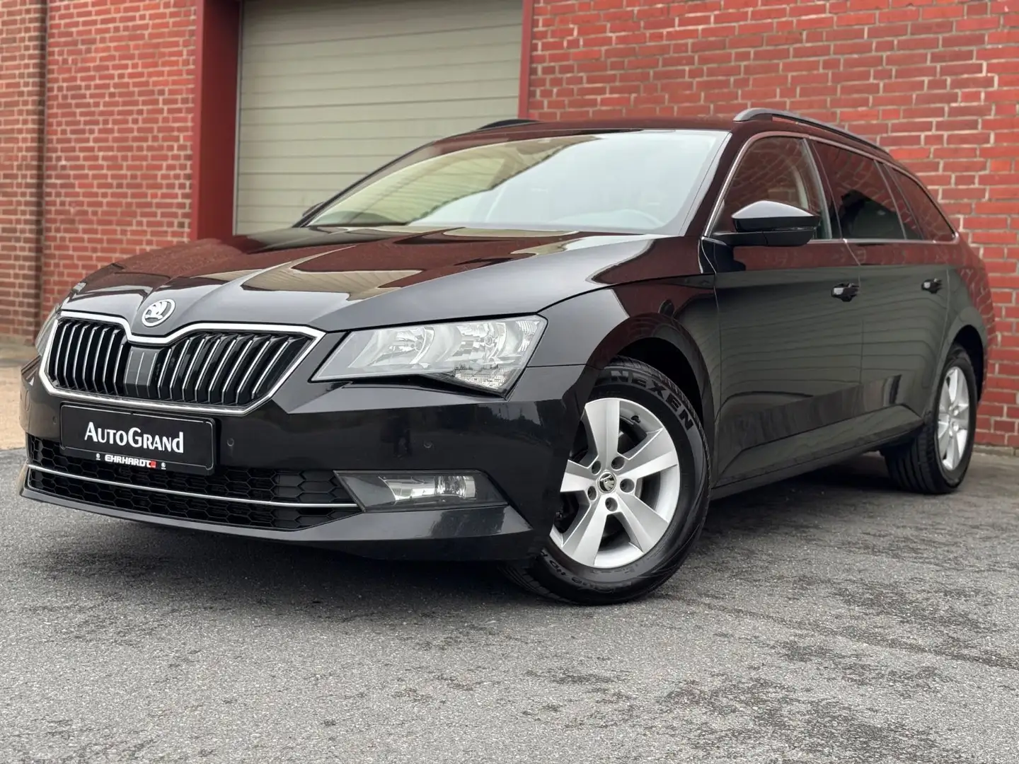 Skoda Superb Combi Ambition 2.0TDI DSG*CANTON*NAVI* Noir - 1