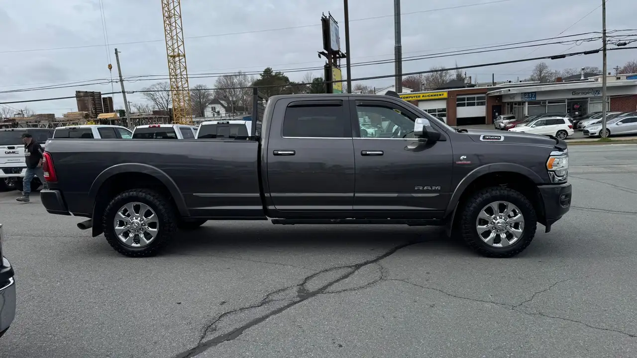 RAM 3500 photo RAM 3500