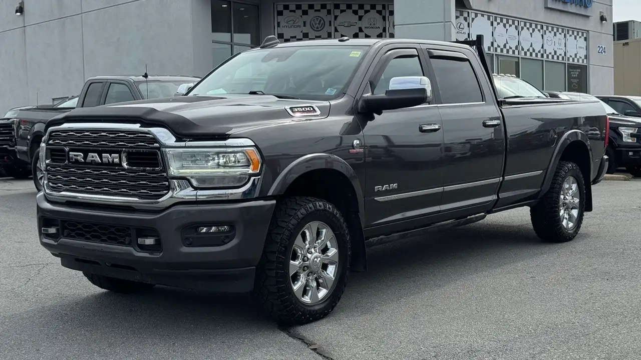 RAM 3500 photo RAM 3500