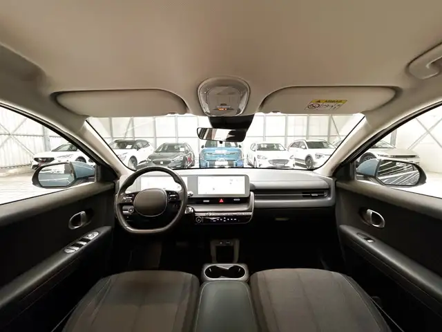 Hyundai IONIQ 5 view 9