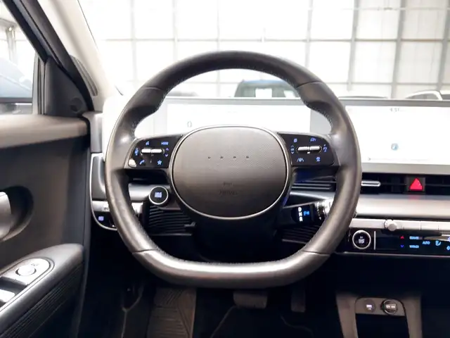 Hyundai IONIQ 5 view 10