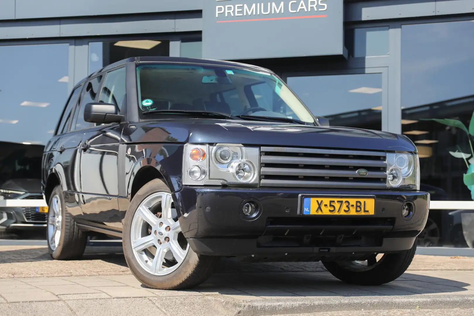 Land Rover Range Rover 4.4 V8 HSE | YOUNGTIMER BTW AUTO | Trekhaak | Schu Azul - 1