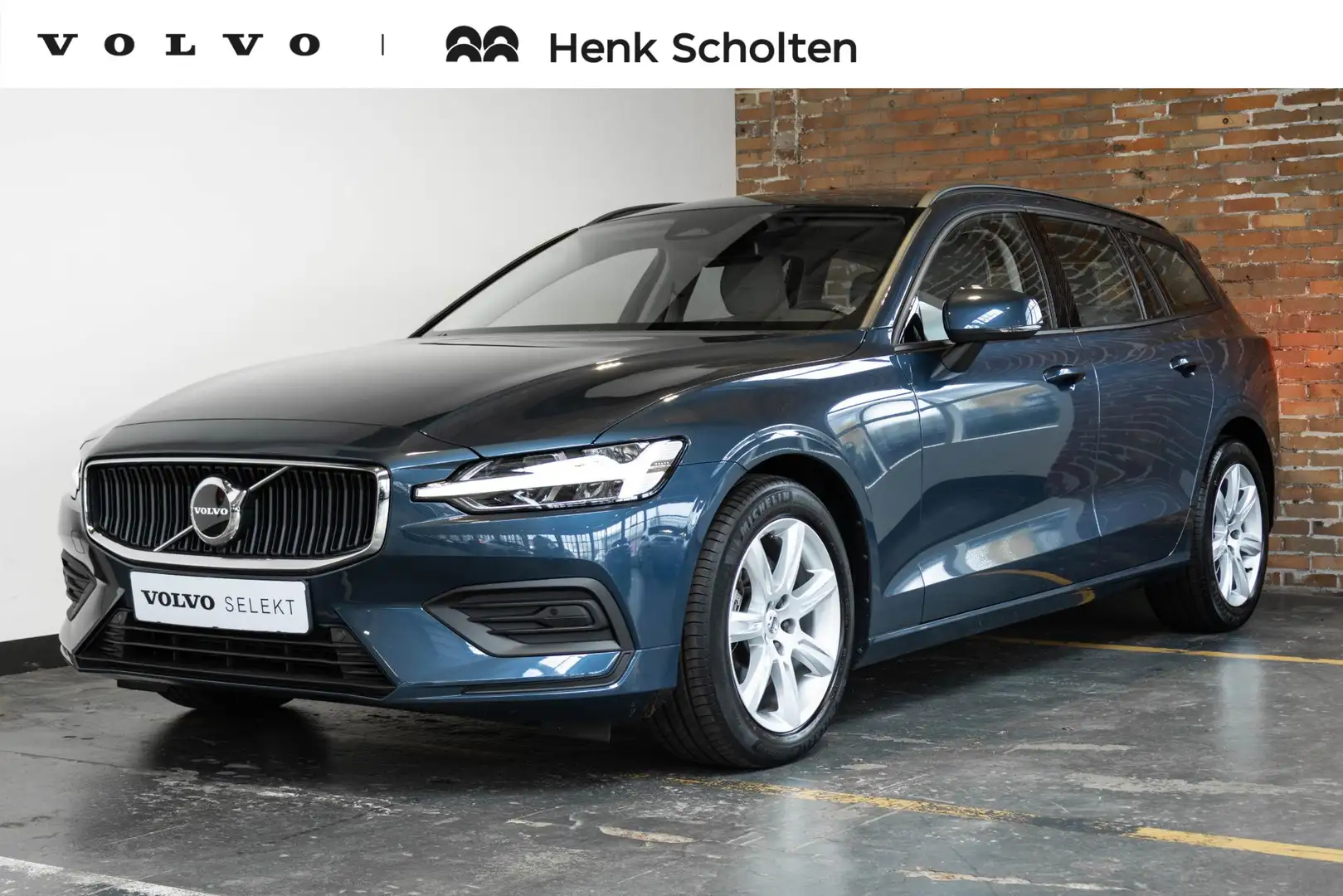 Volvo V60 B3 Automaat Essential Edition | 1ste Eigenaar | De Bleu - 1