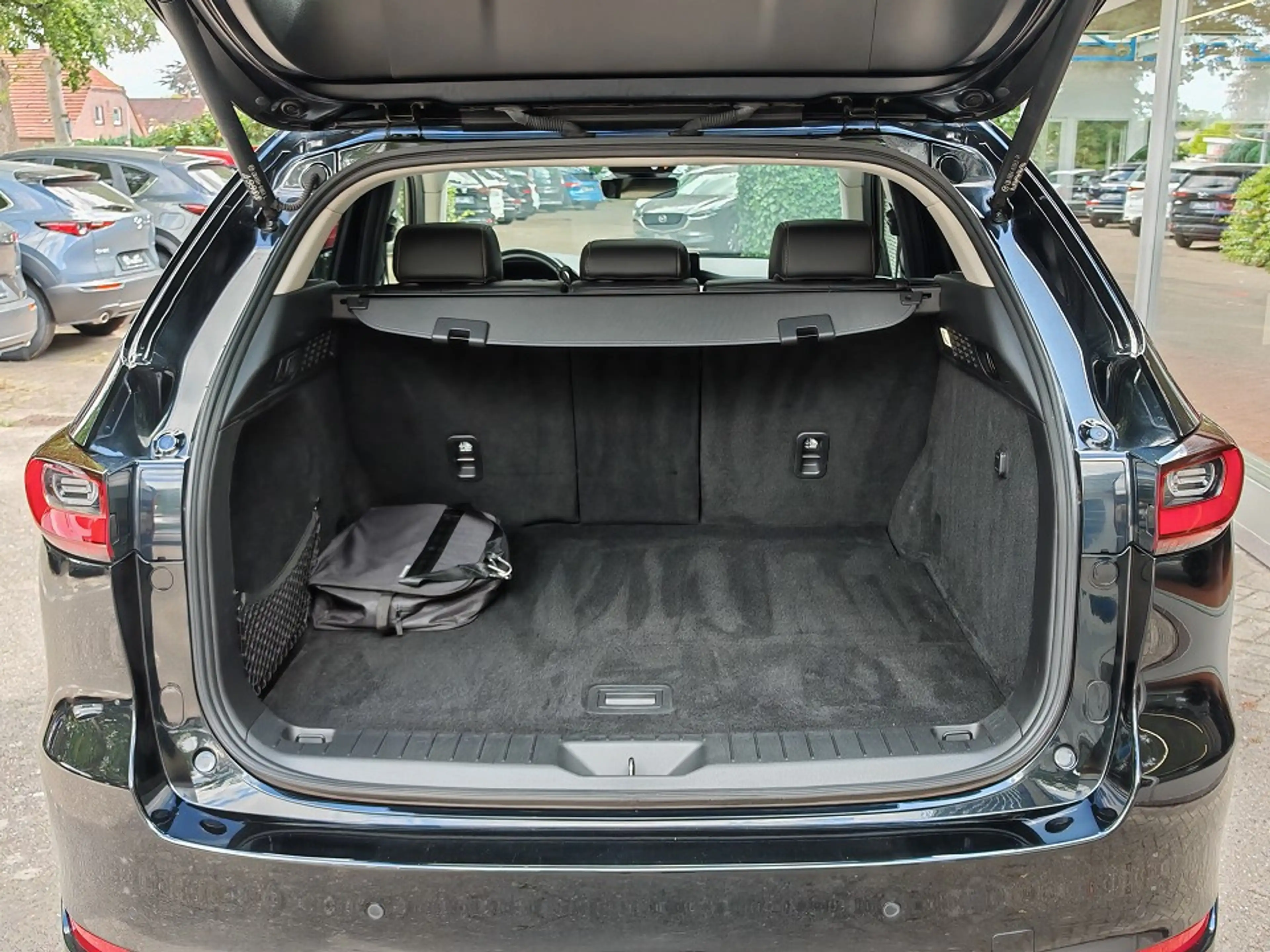 Mazda CX-60 2.5L e-Skyactiv PHEV — photo 9