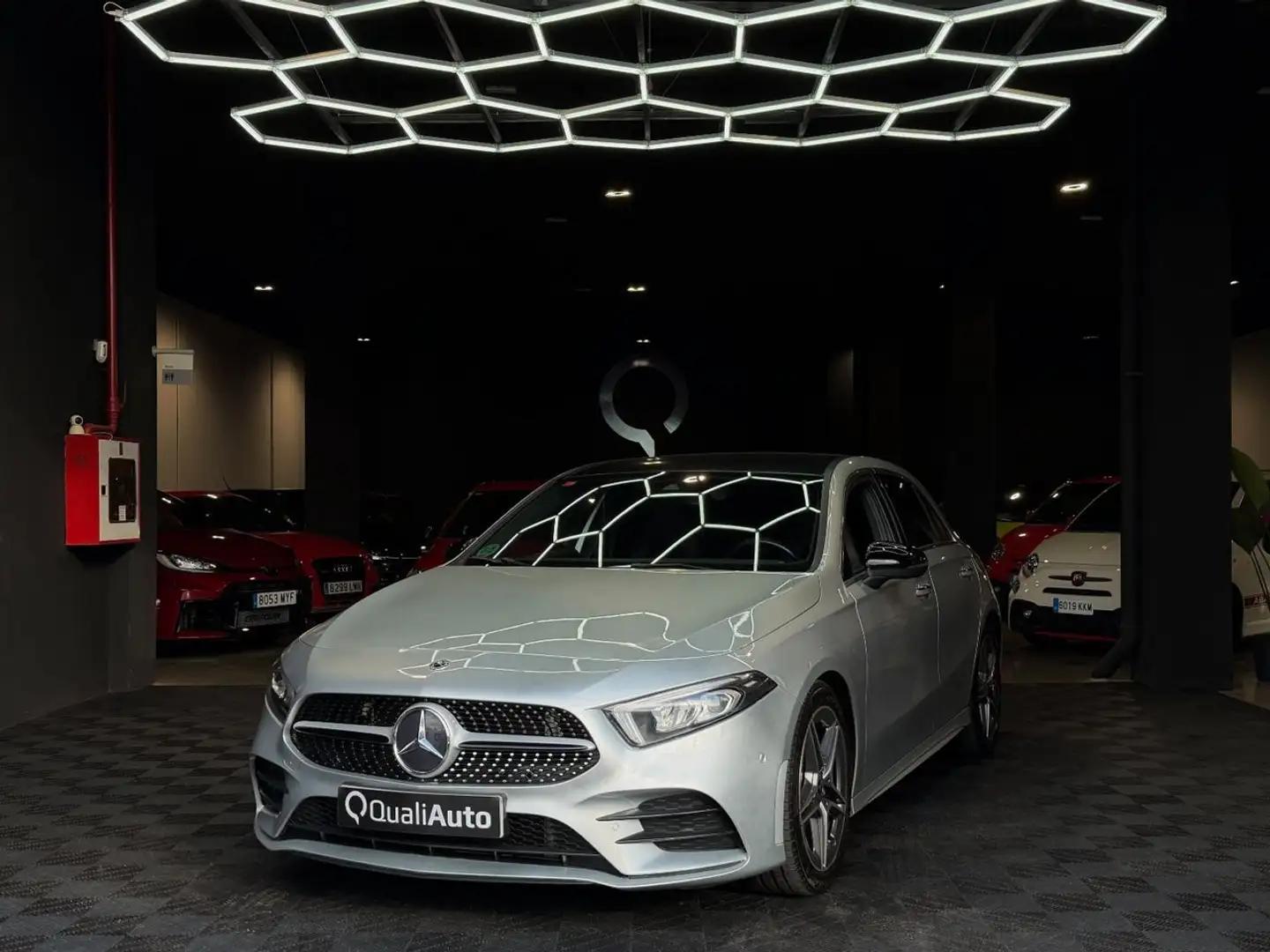Mercedes-Benz A 180 180CDI Aut. Gris - 1