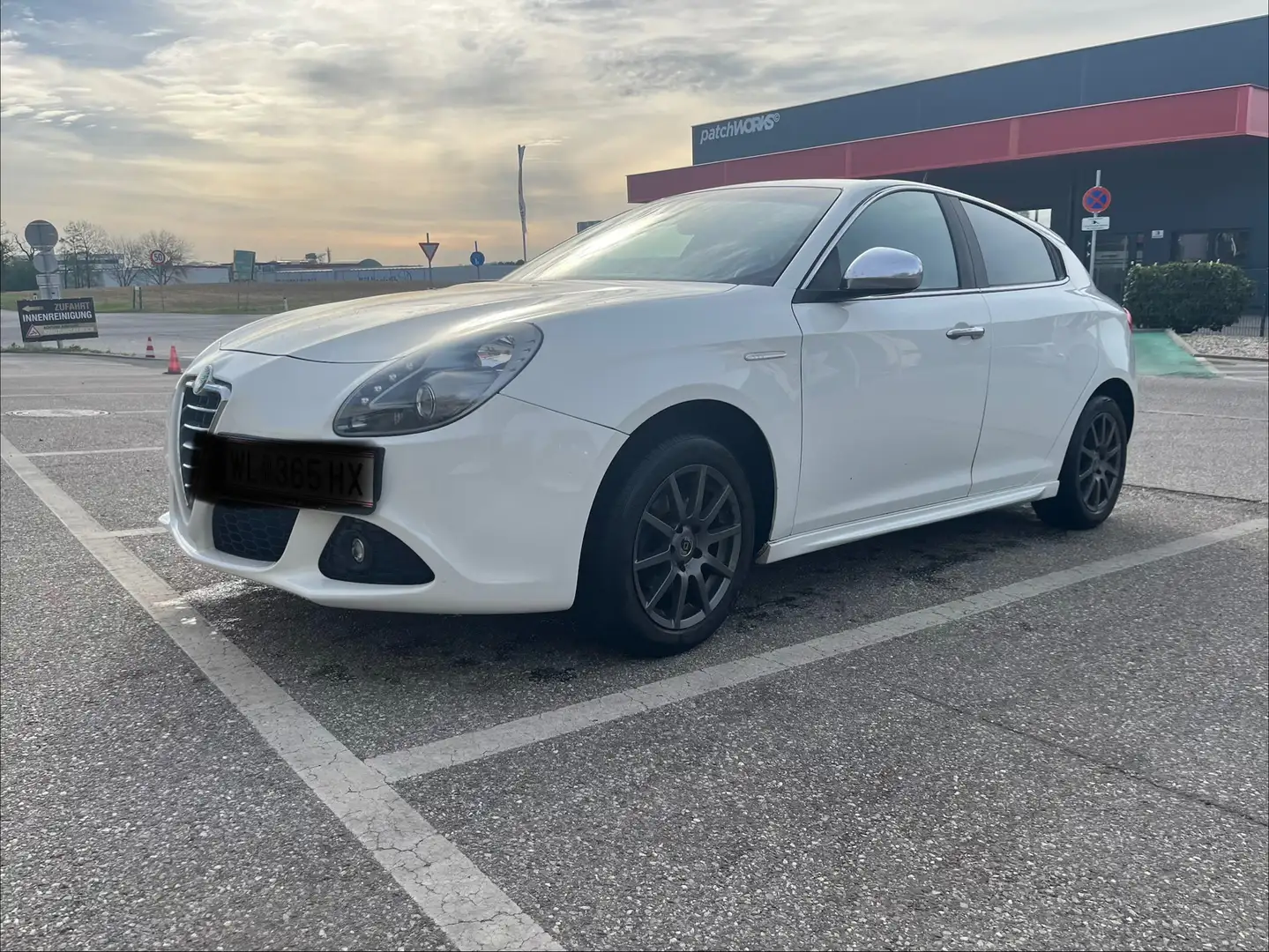 Alfa Romeo Giulietta Giulietta 1,4 TB Distinctive Distinctive Weiß - 2