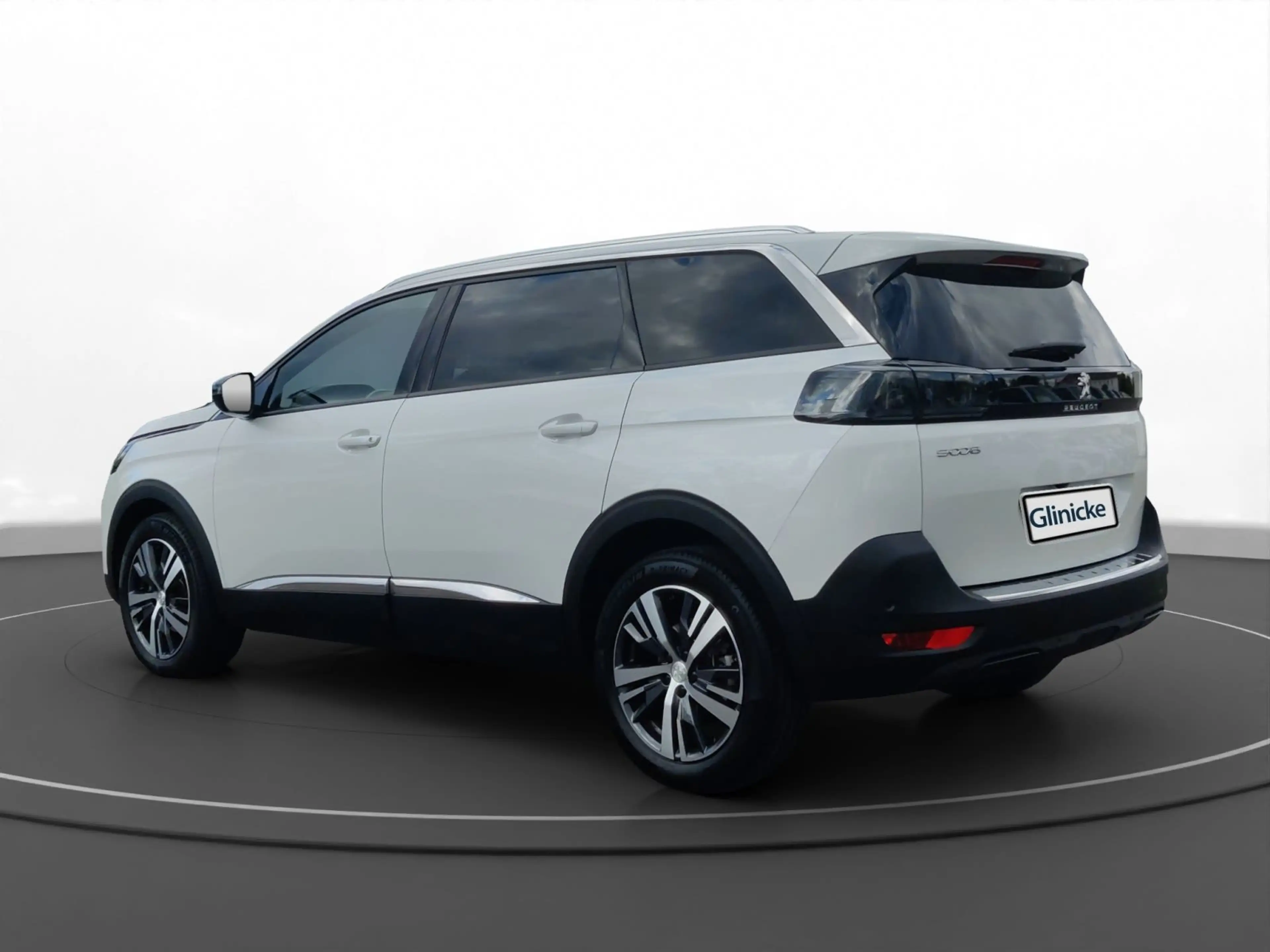 Peugeot 5008 Allure Pack PureTech 130 7-Sitzer Kamera 30 — photo 7