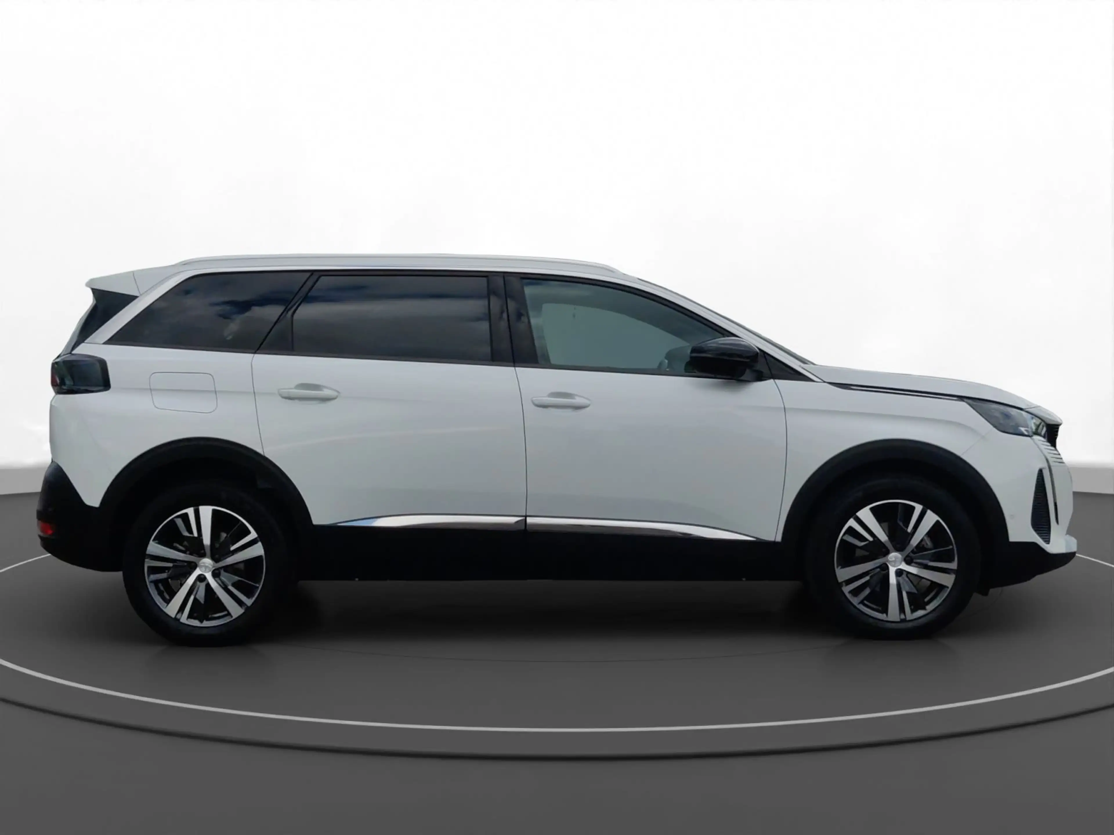 Peugeot 5008 Allure Pack PureTech 130 7-Sitzer Kamera 30 — photo 4