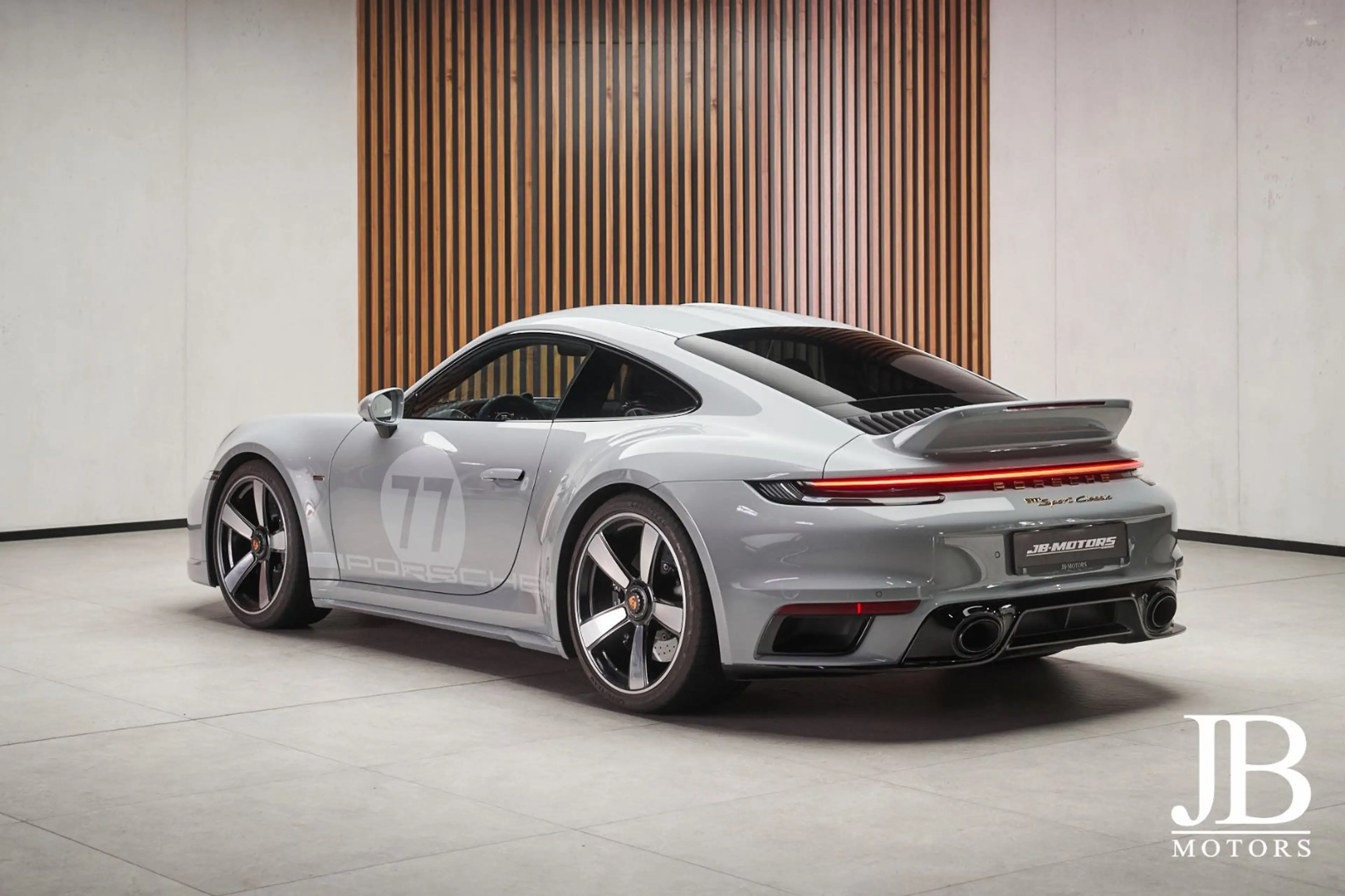 Porsche 992 Sport Classic Burmester Lift Cognac 360° LED — photo 13