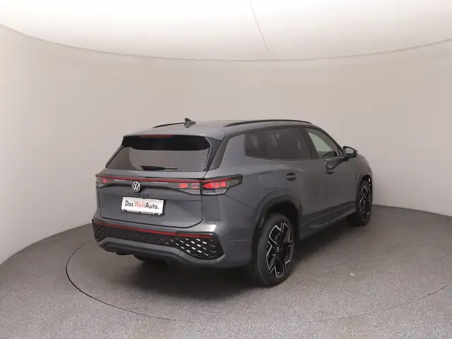 Volkswagen Tayron view 4