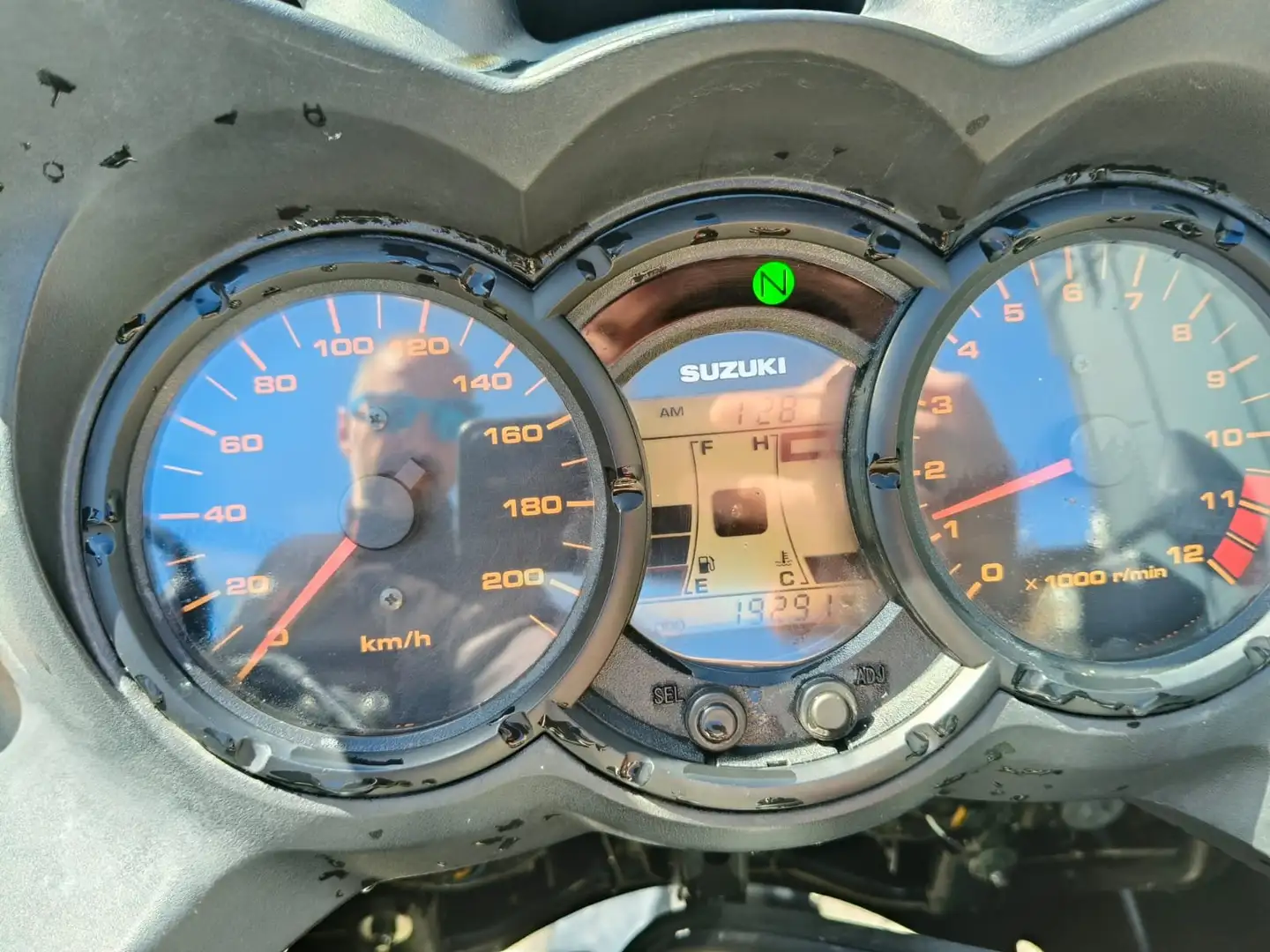 Suzuki V-Strom 650 Explorer - 2