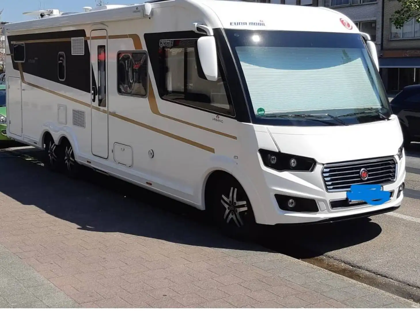 Caravans-Wohnm Euramobil 890 EB Weiß - 2