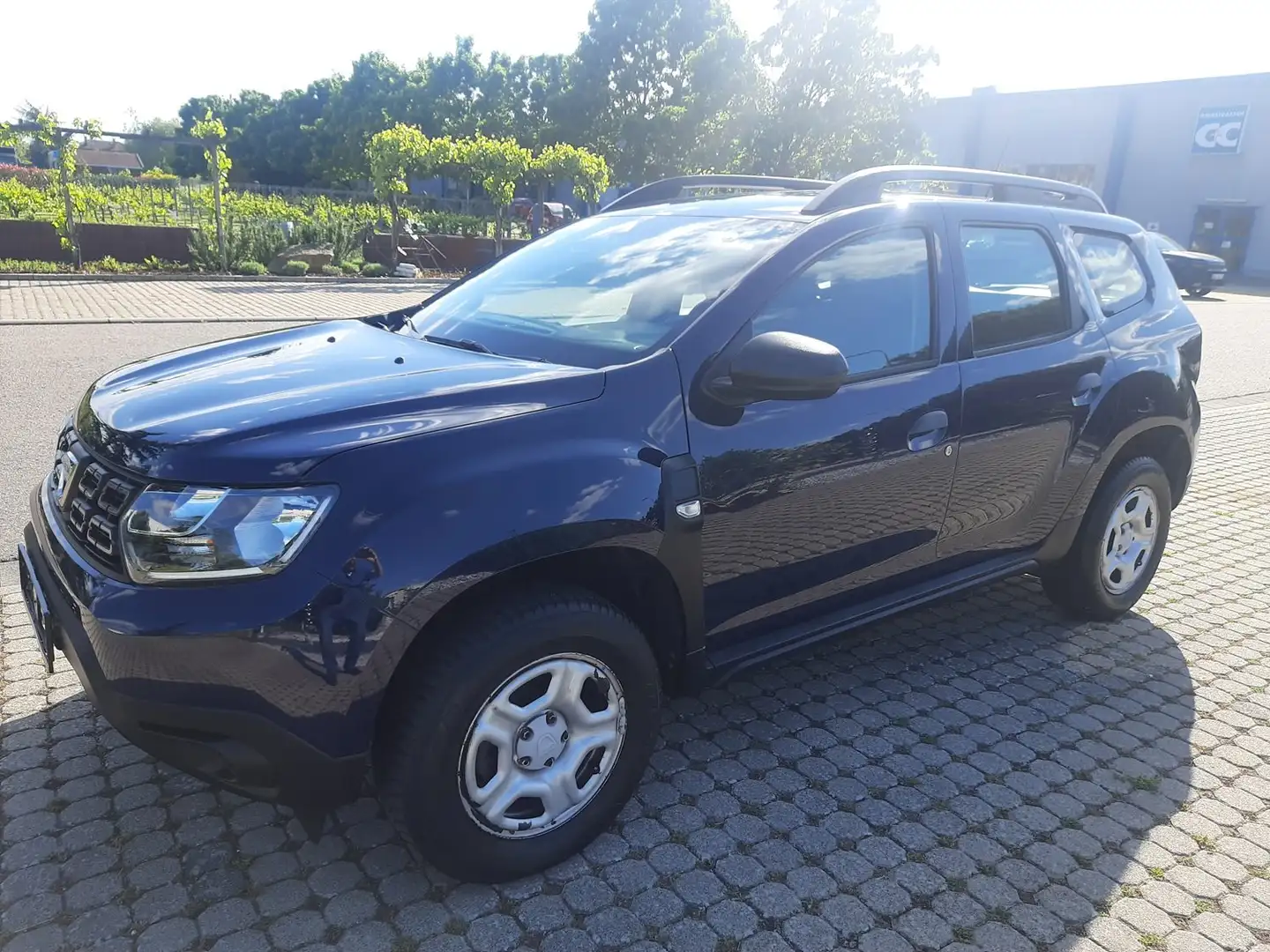 Dacia Duster 1.Hd, TÜV neu, Klima, AHK, Allwetter Tempomat, Синій - 1