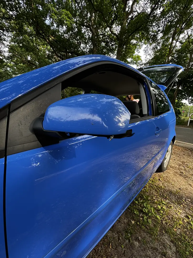 Volkswagen Polo - 2