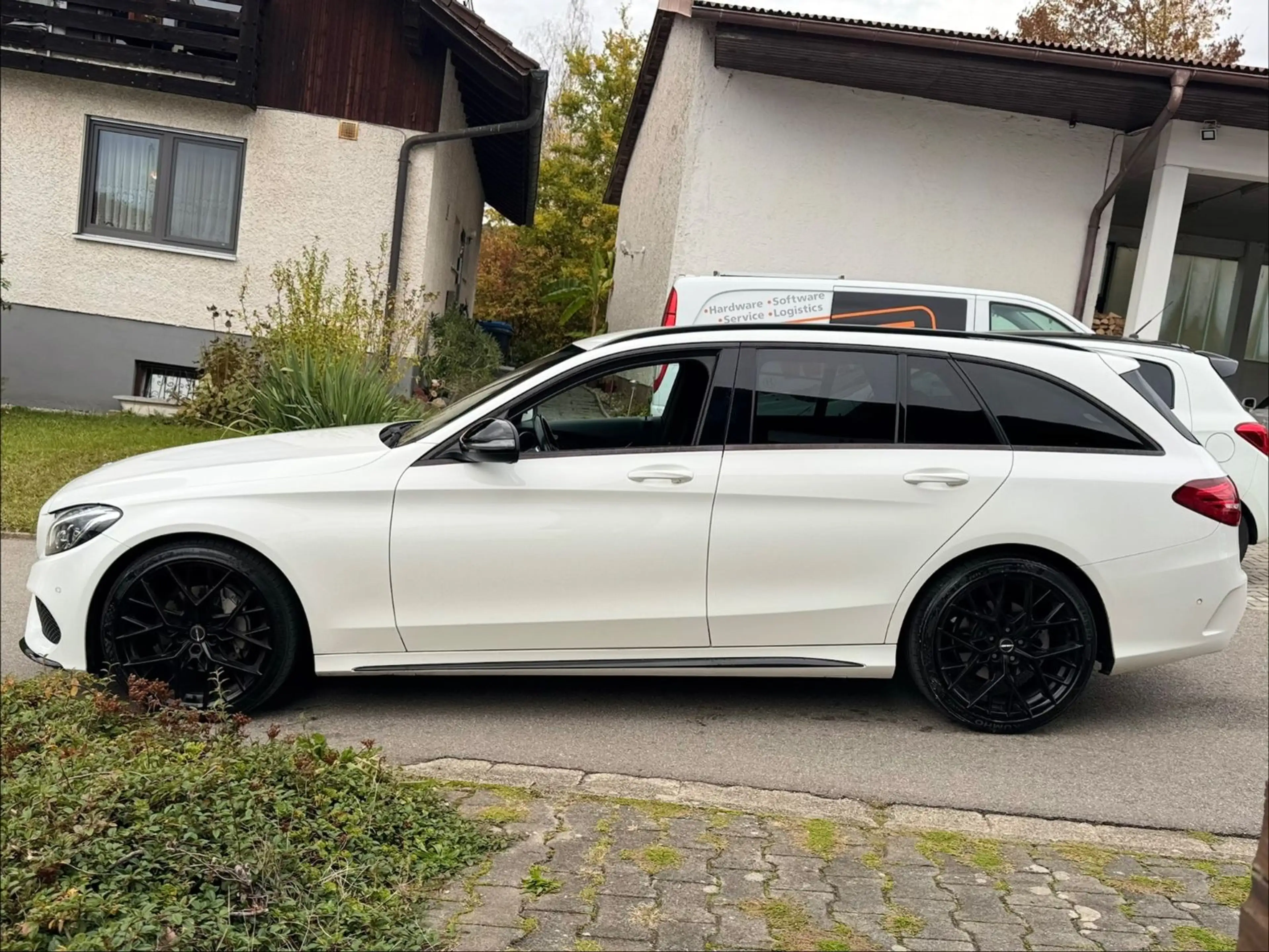 Mercedes-Benz C 220 d 4Matic T - Modell AMG AHK — photo 4