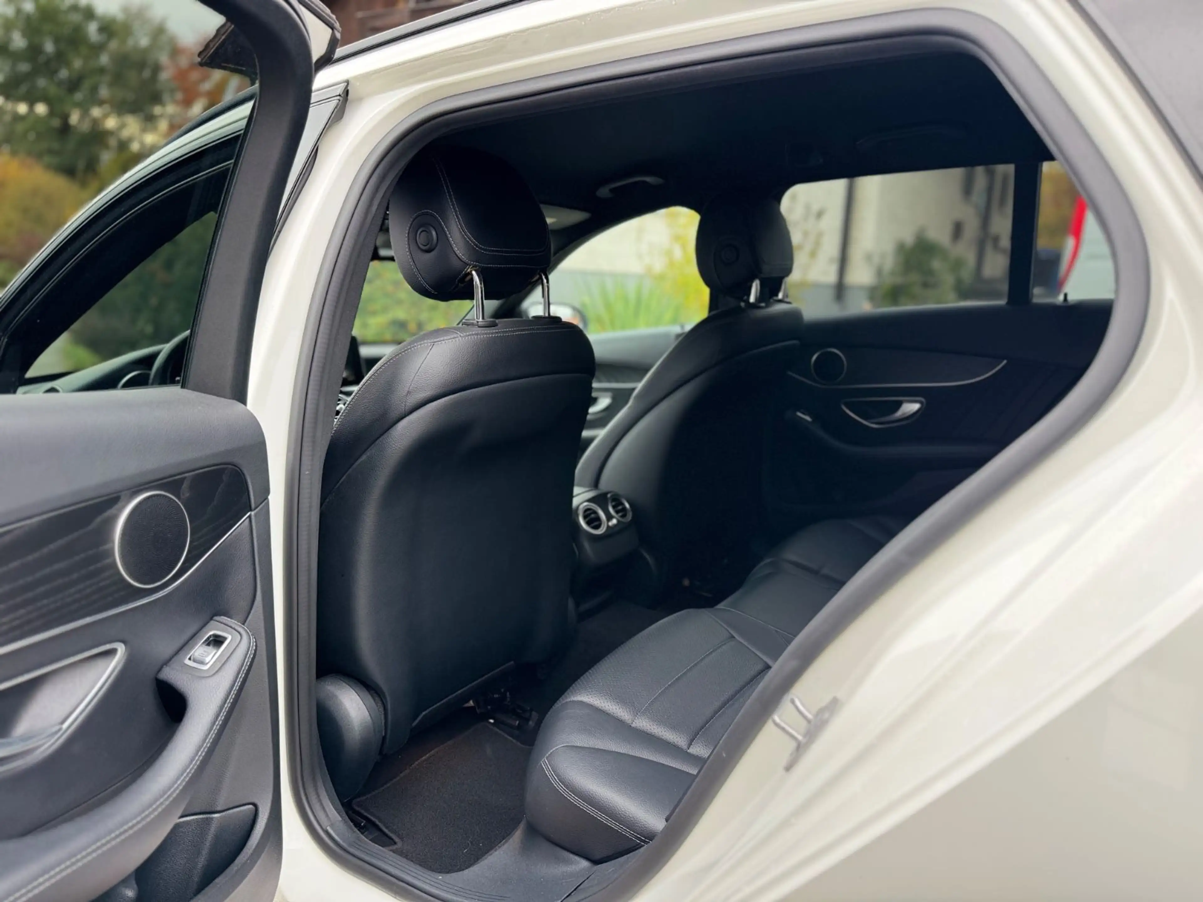 Mercedes-Benz C 220 d 4Matic T - Modell AMG AHK — photo 14