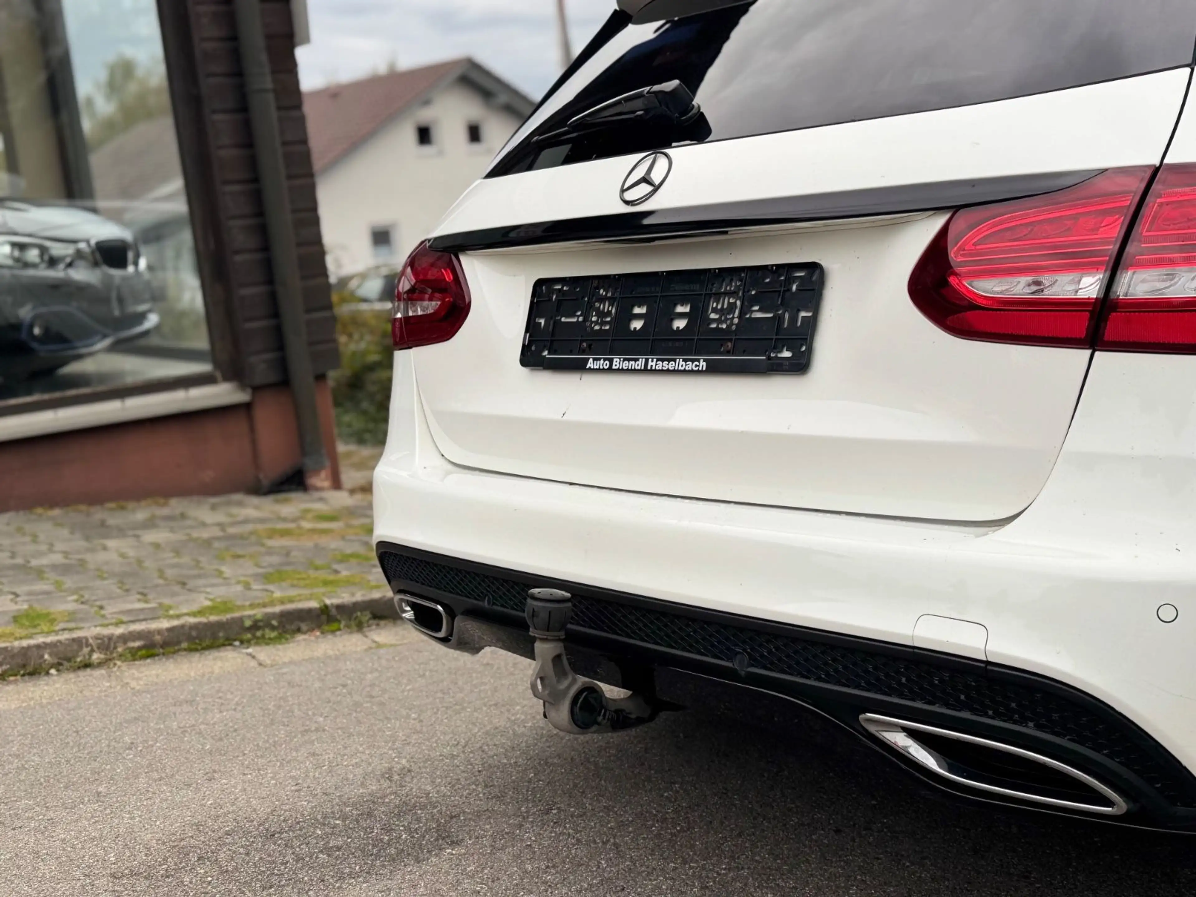 Mercedes-Benz C 220 d 4Matic T - Modell AMG AHK — photo 13