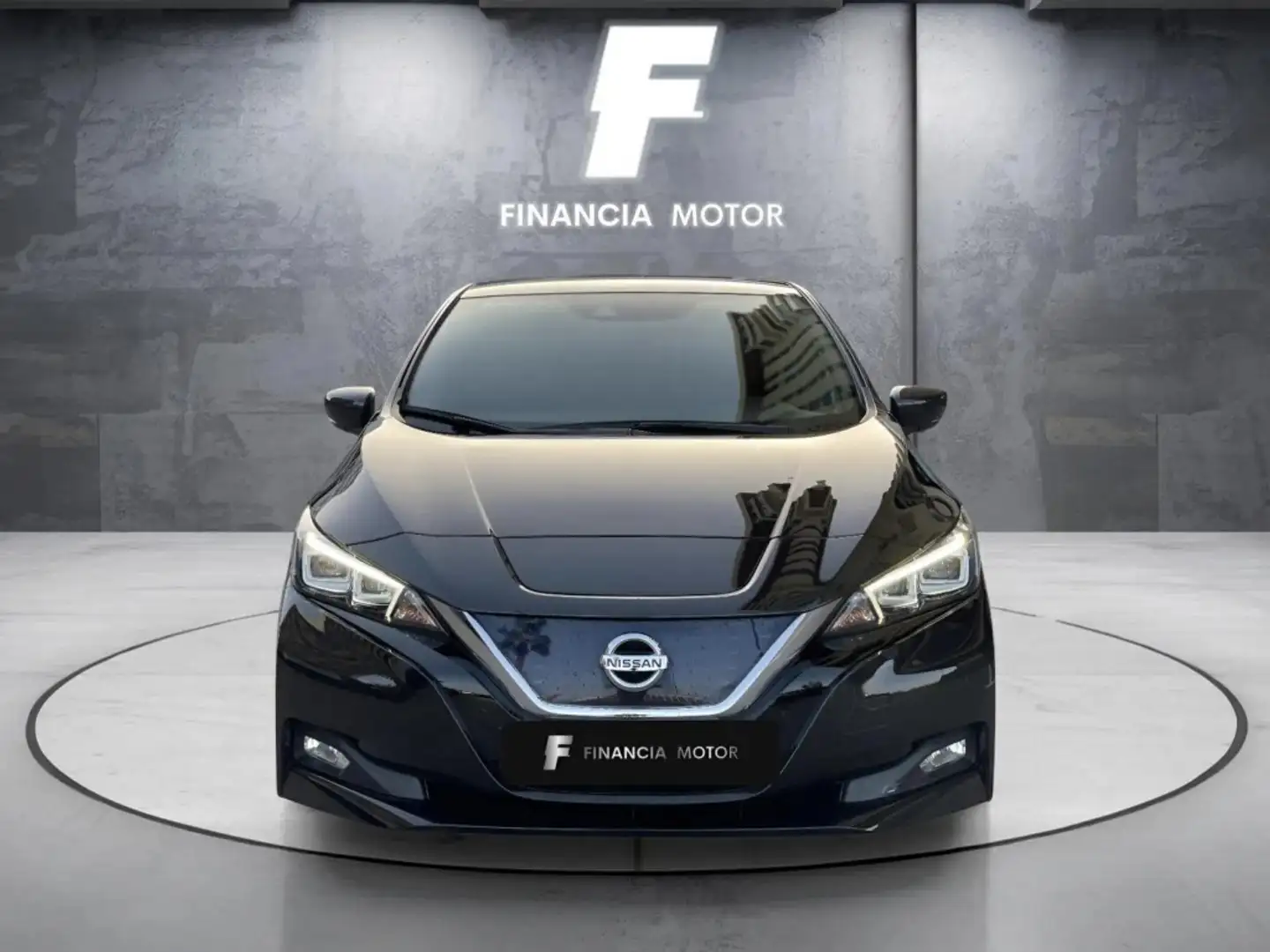 Nissan Leaf 40 kWh N-Connecta Burdeos - 2