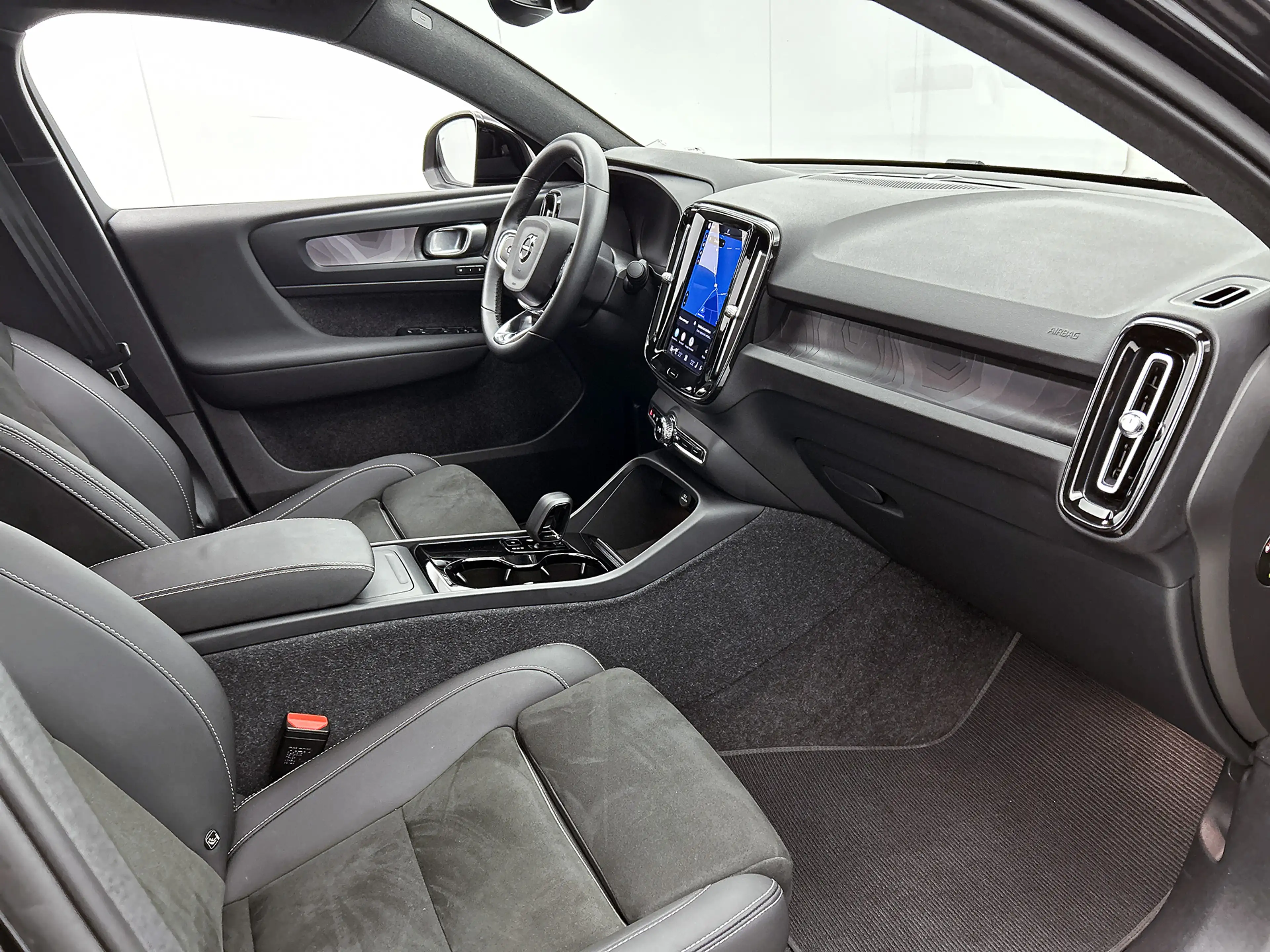 Volvo C40 Recharge Twin 78 kWh / 300KW SOH.94% / NL-Auto / U — photo 2