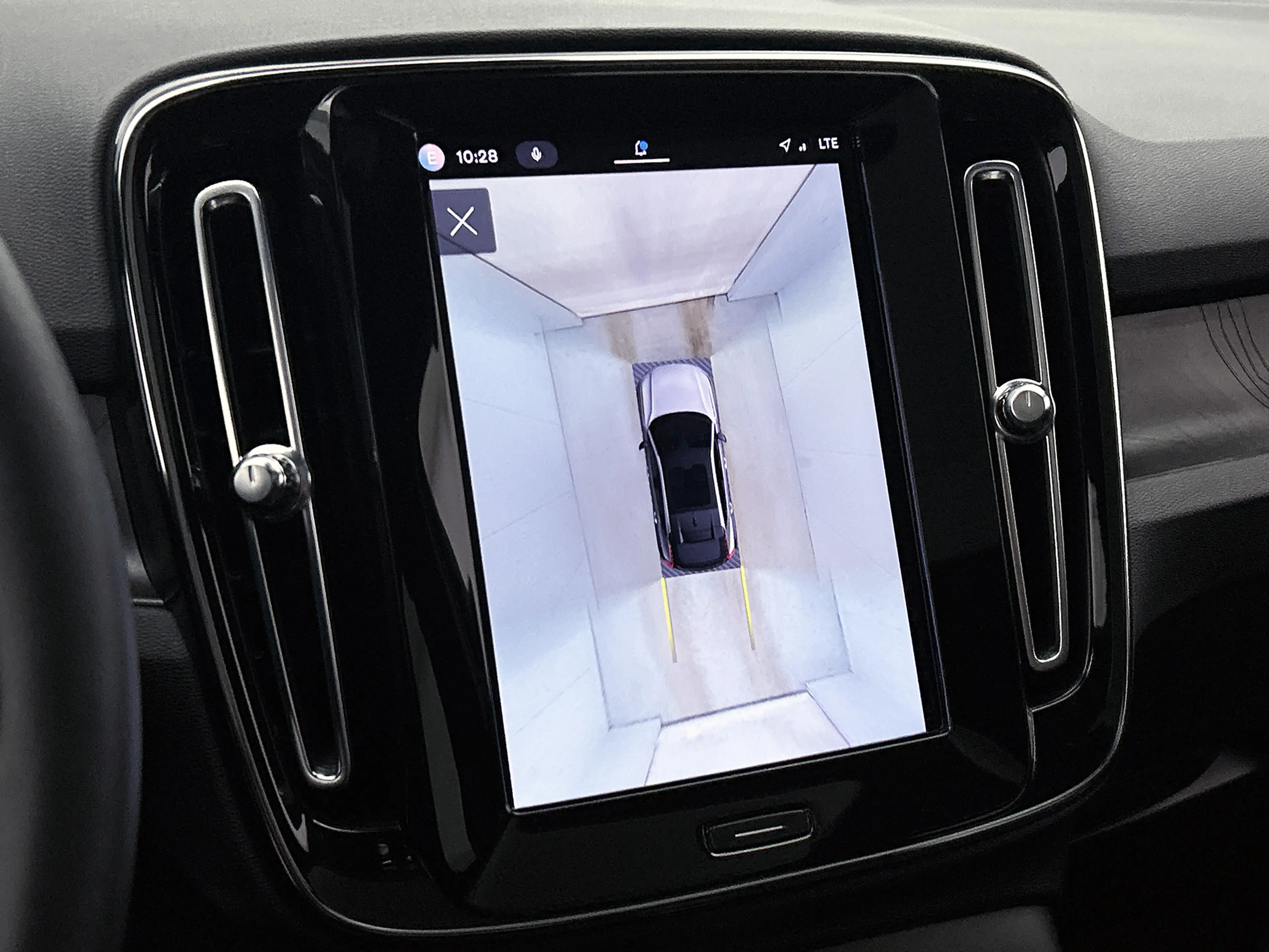 Volvo C40 Recharge Twin 78 kWh / 300KW SOH.94% / NL-Auto / U — photo 10