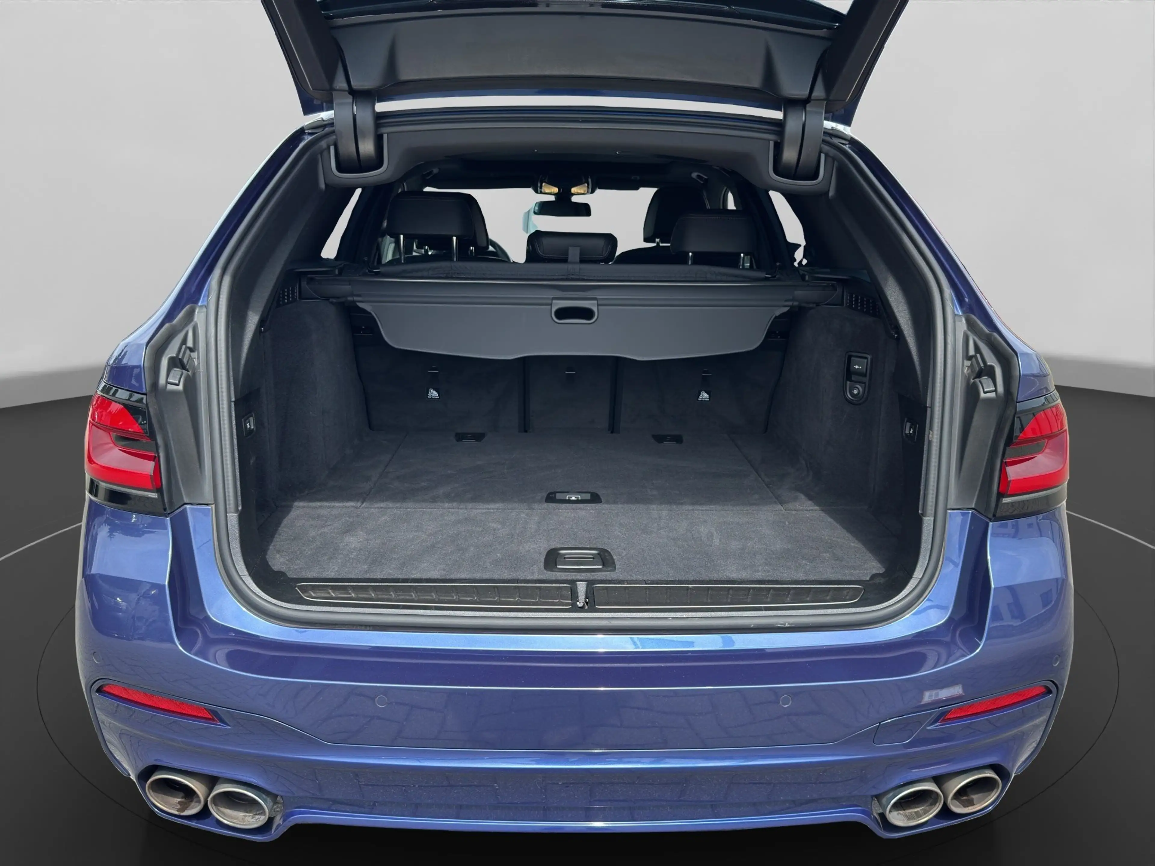 Alpina B5 Touring Allrad Standheizung Panoramadach Laserlich — photo 16