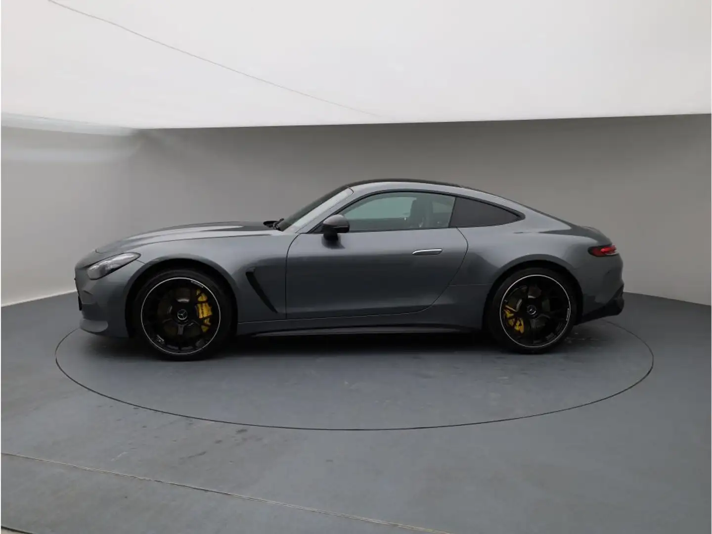 Mercedes-Benz AMG GT 63 4M+ Fahrass 21z P-Sitz Lift Night I+II Gri - 2