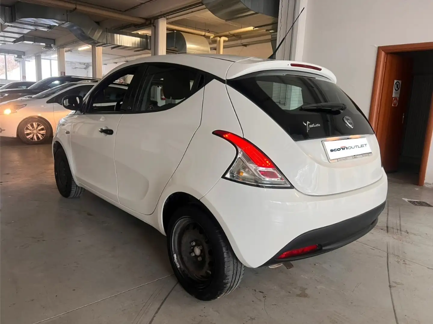 Lancia Ypsilon 5 Porte 1.2  Elefantino Blanc - 2