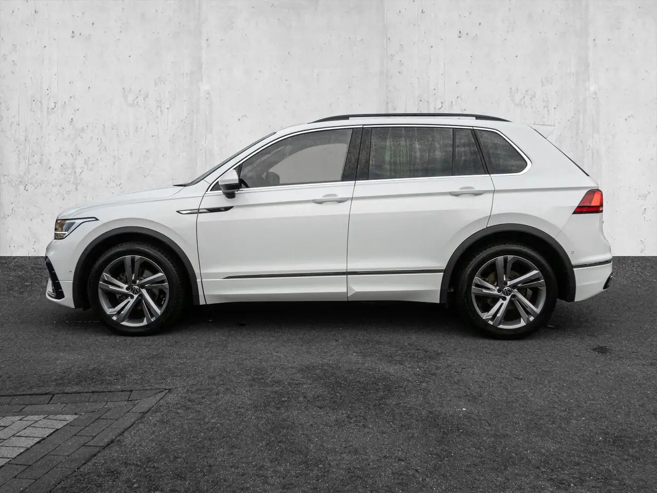 Volkswagen Tiguan 2.0 TDI DSG R-Line 5