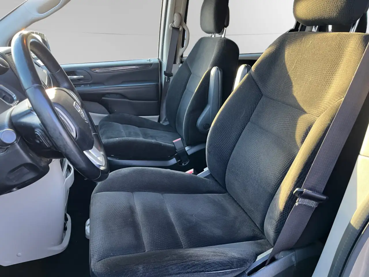 Dodge Grand Caravan снимка Dodge Grand Caravan
