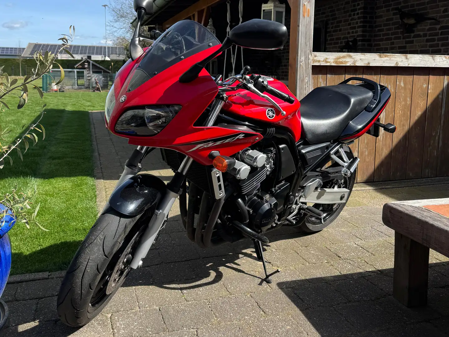 Yamaha FZS 600 Fazer 600 Rood Rojo - 1
